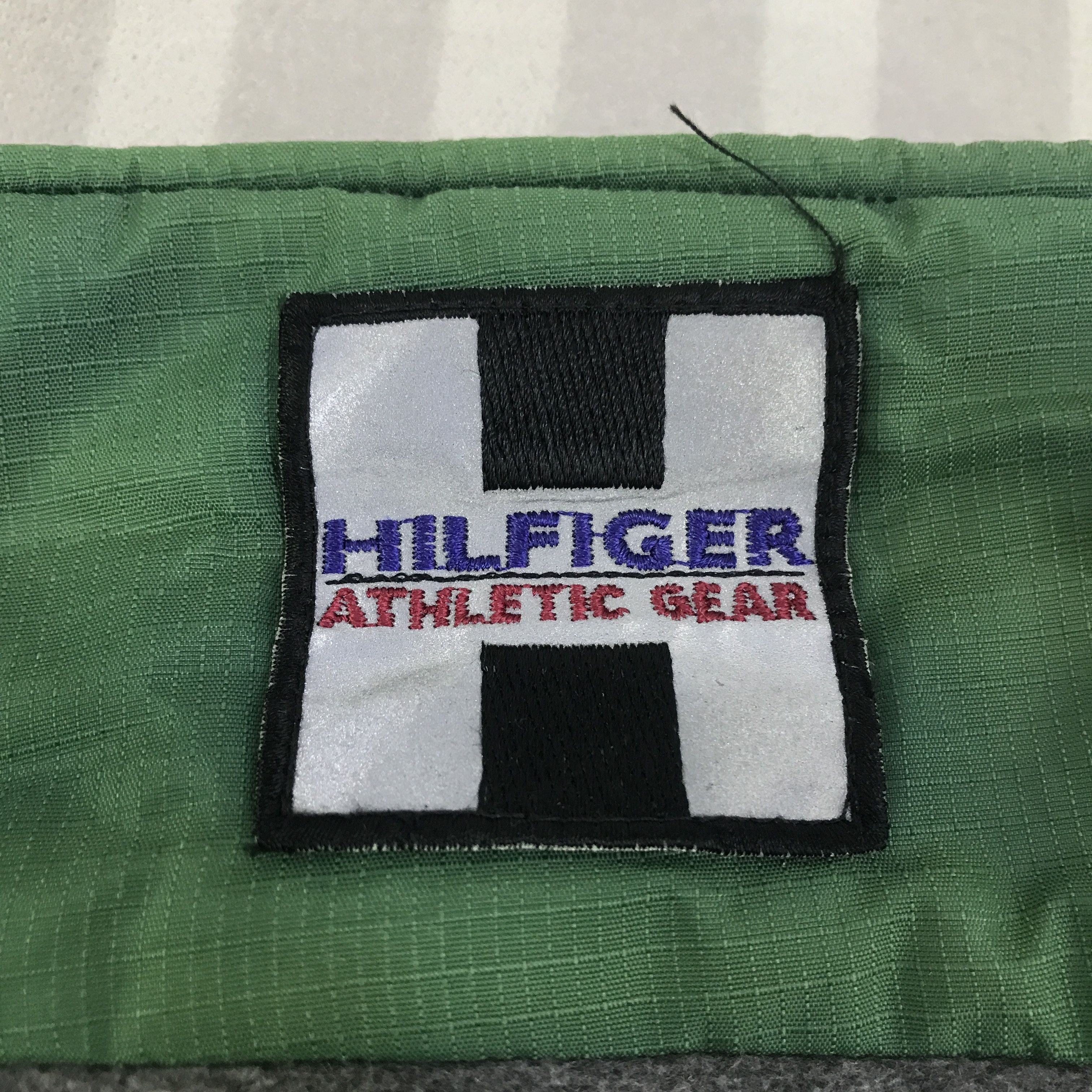 Tommy Hilfiger Vintage Tommy Hilfiger fleece Vest K128B20 Size US L / EU 52-54 / 3 - 9 Thumbnail