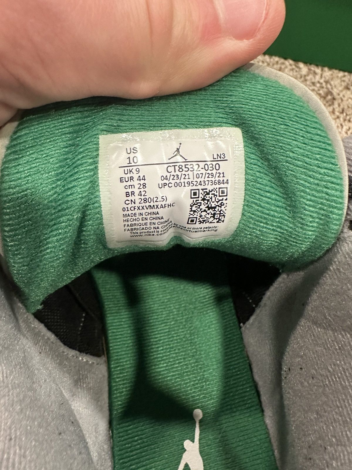 Jordan Brand Jordan 3 “Pine Green” Size US 10 / EU 43 - 5 Thumbnail