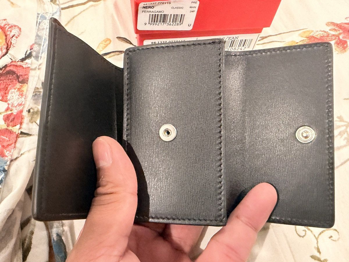 Salvatore Ferragamo Ferragamo Trifold Wallet - AUTHENTIC Size ONE SIZE - 6 Thumbnail