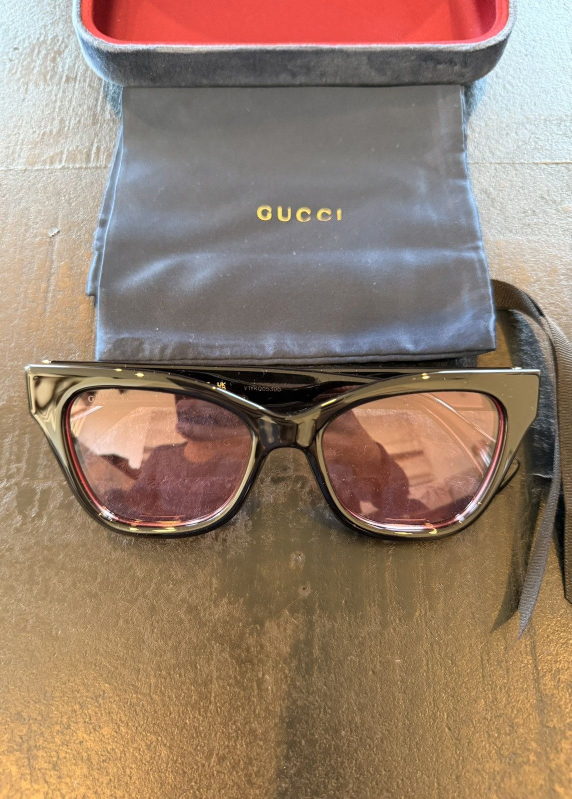 Gucci New Gucci GG1133S 003 Black Frame with Pink Lenses & Logo Size ONE SIZE - 22 Thumbnail