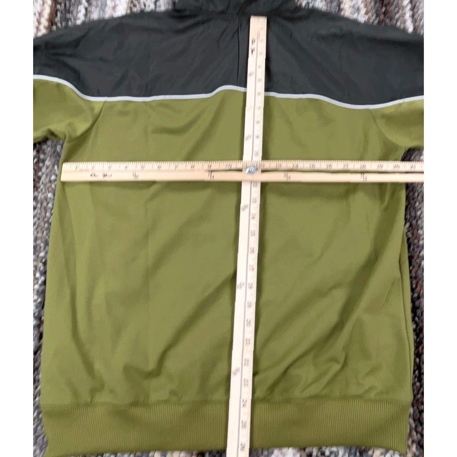 Nike VINTAGE Nike Jacket Men M Green Track Jacket Warm Up Zip Mock Neck Logo Embroidered Zipper Full Zip 80s 90s Retro Sports Size US 31 - 7 Thumbnail