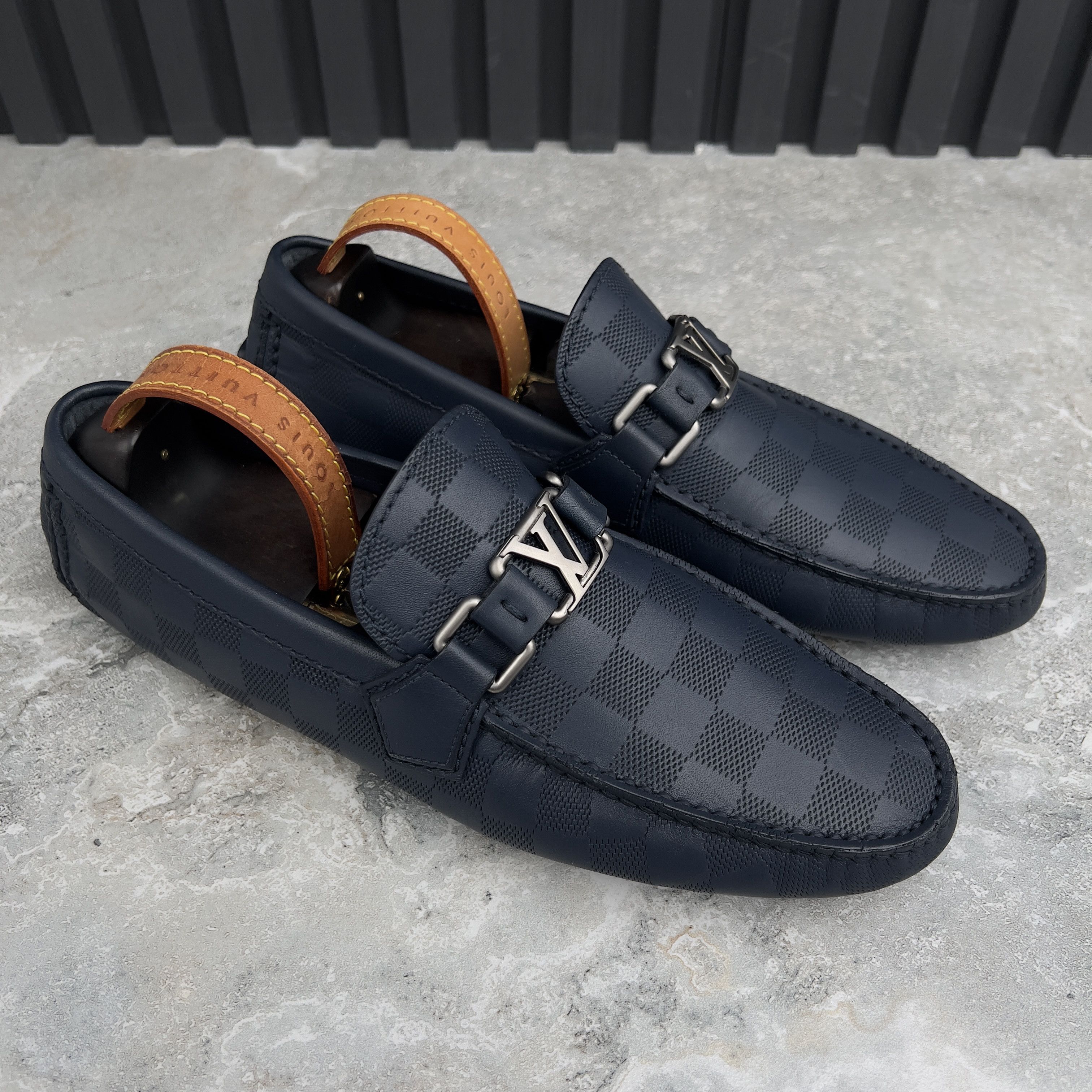 Louis Vuitton Louis Vuitton Hockenheim Damier Driving Moccasin Leather Size US 7 / EU 40 - 3 Thumbnail