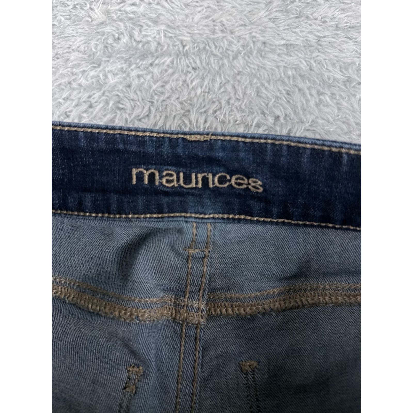Vintage Maurices Women's Flared Jeans 24 Blue Denim Low Rise Cotton Blend 24x32 Size 42" / US 20 - 6 Thumbnail