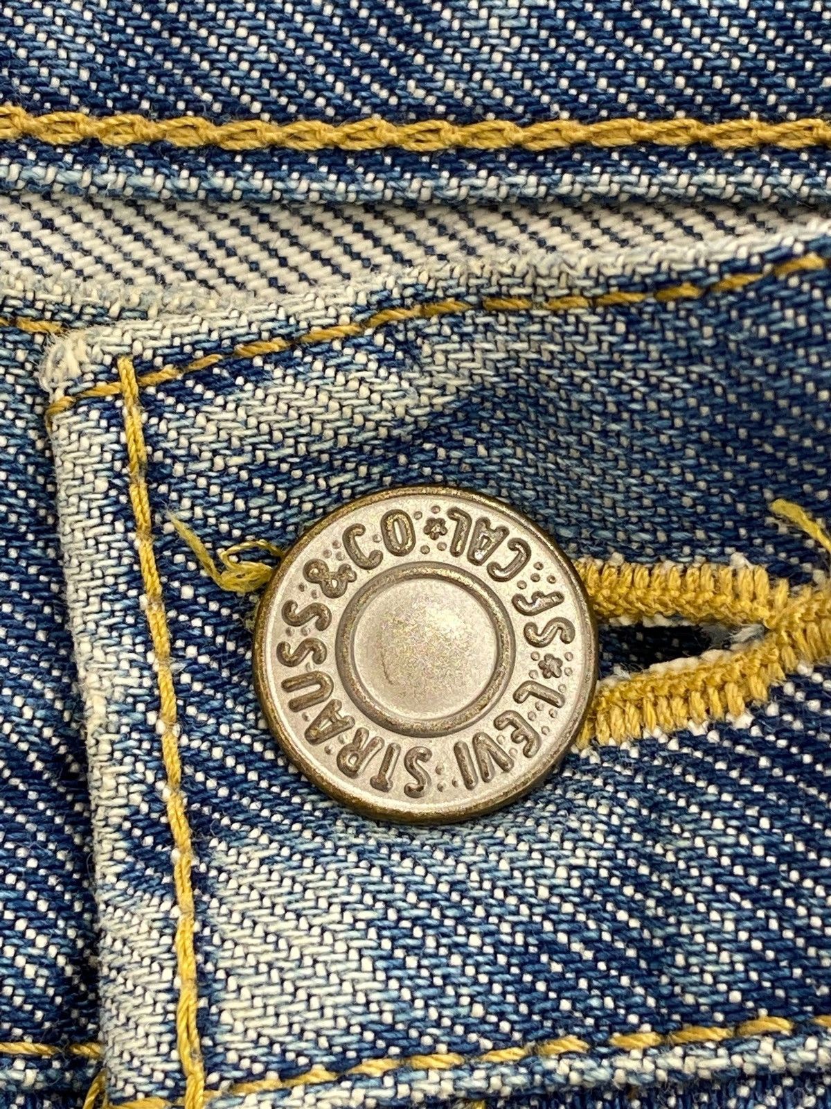 Levi's Vintage Levi’s Mud Wash Style Twist Leg Jeans Size US 27 - 11 Thumbnail