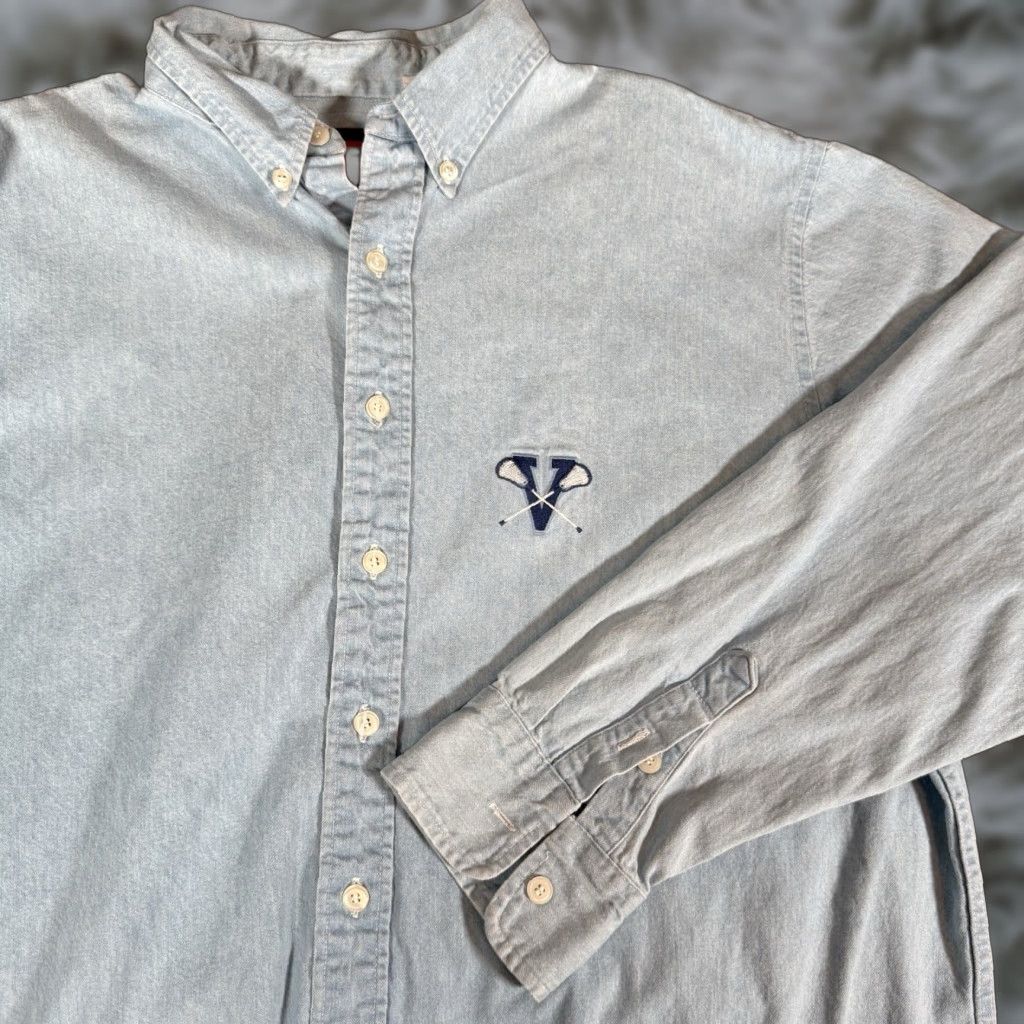 Vintage VINTAGE Villanova Wildcats Lacrosse Button-Down Shirt Mens XL Blue 90s Chambray Cotton Embroidered Long Sleeve Size US XL / EU 56 / 4 - 1 Thumbnail