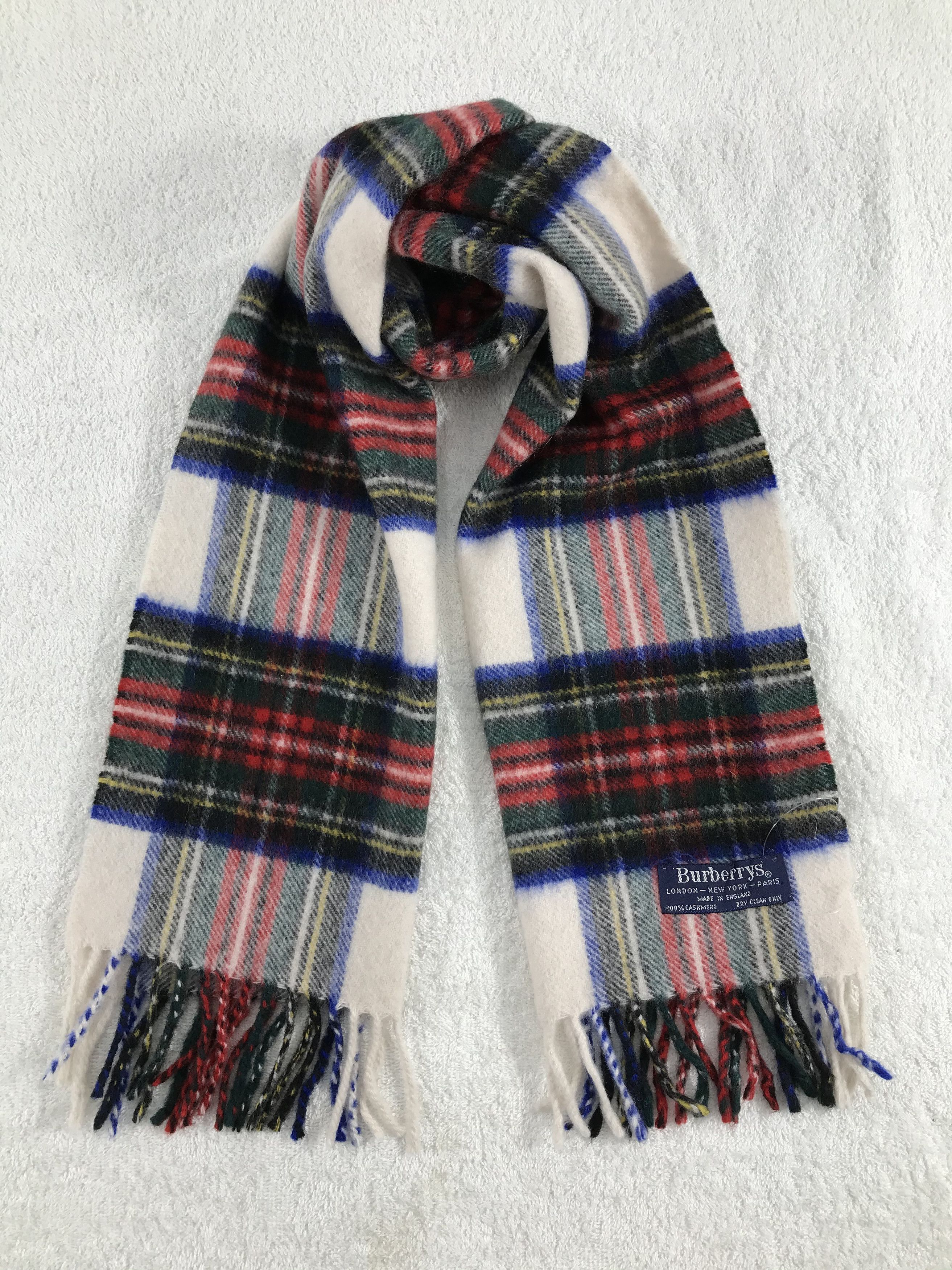 Burberry Vintage Burberry Scarf/Muffler/Neckwear MF705 Size ONE SIZE - 1 Thumbnail