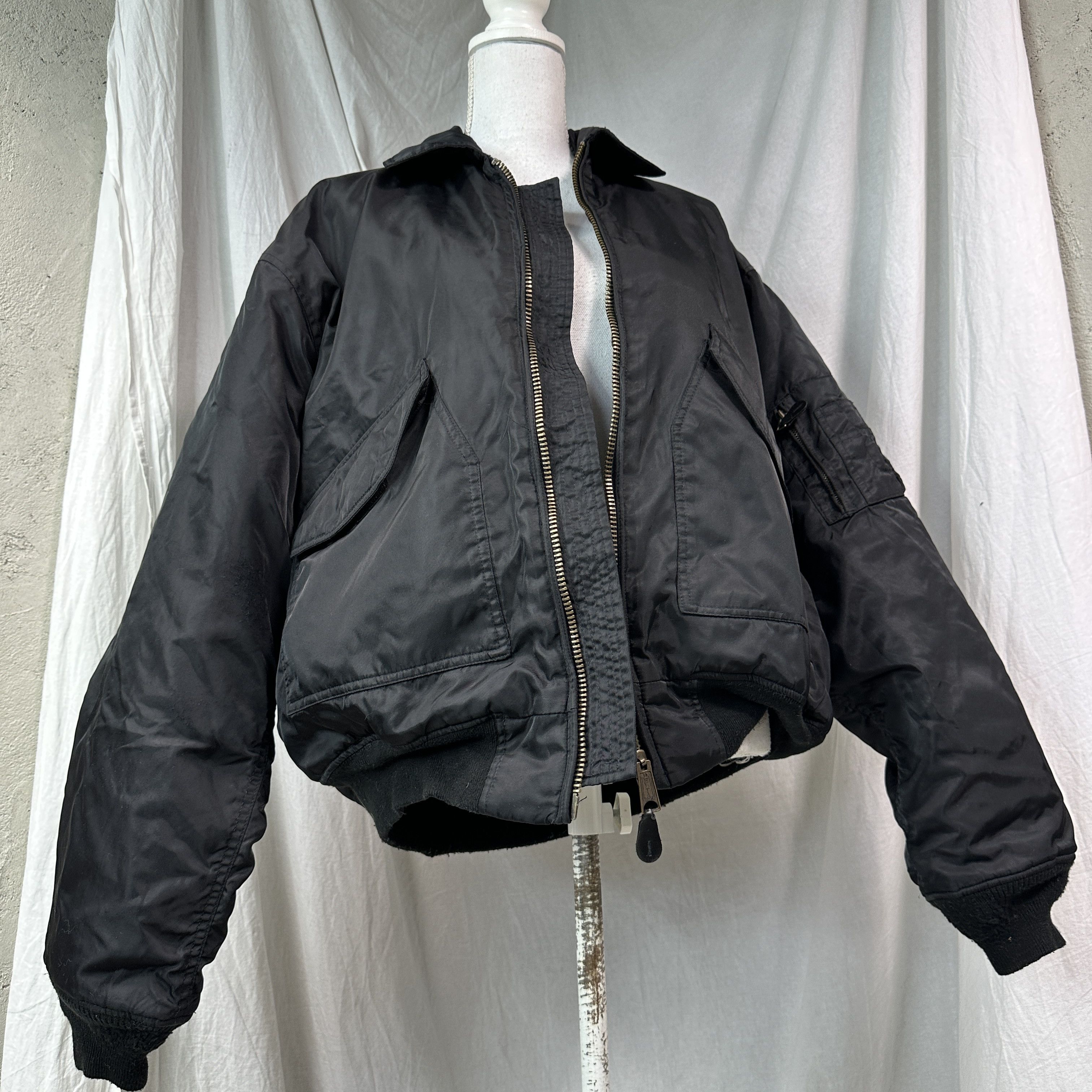 Vintage Vintage Streetwear MA-1 Flyers Bomber Jacket 00s Size US XL / EU 56 / 4 - 7 Thumbnail