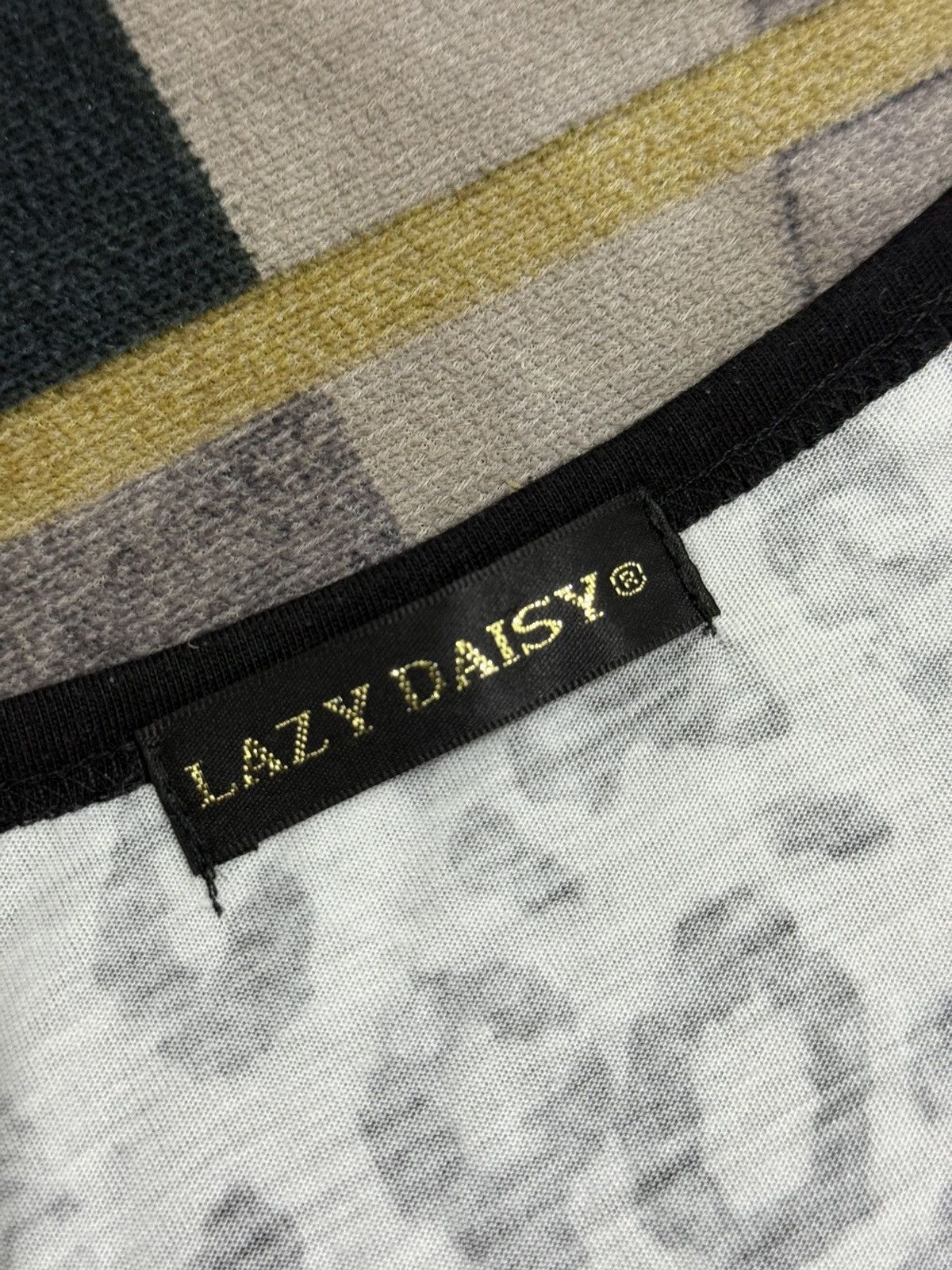 14th Addiction LAZY DAISY HYSTERIC STYLE TSHIRT Size M / US 6-8 / IT 42-44 - 3 Thumbnail