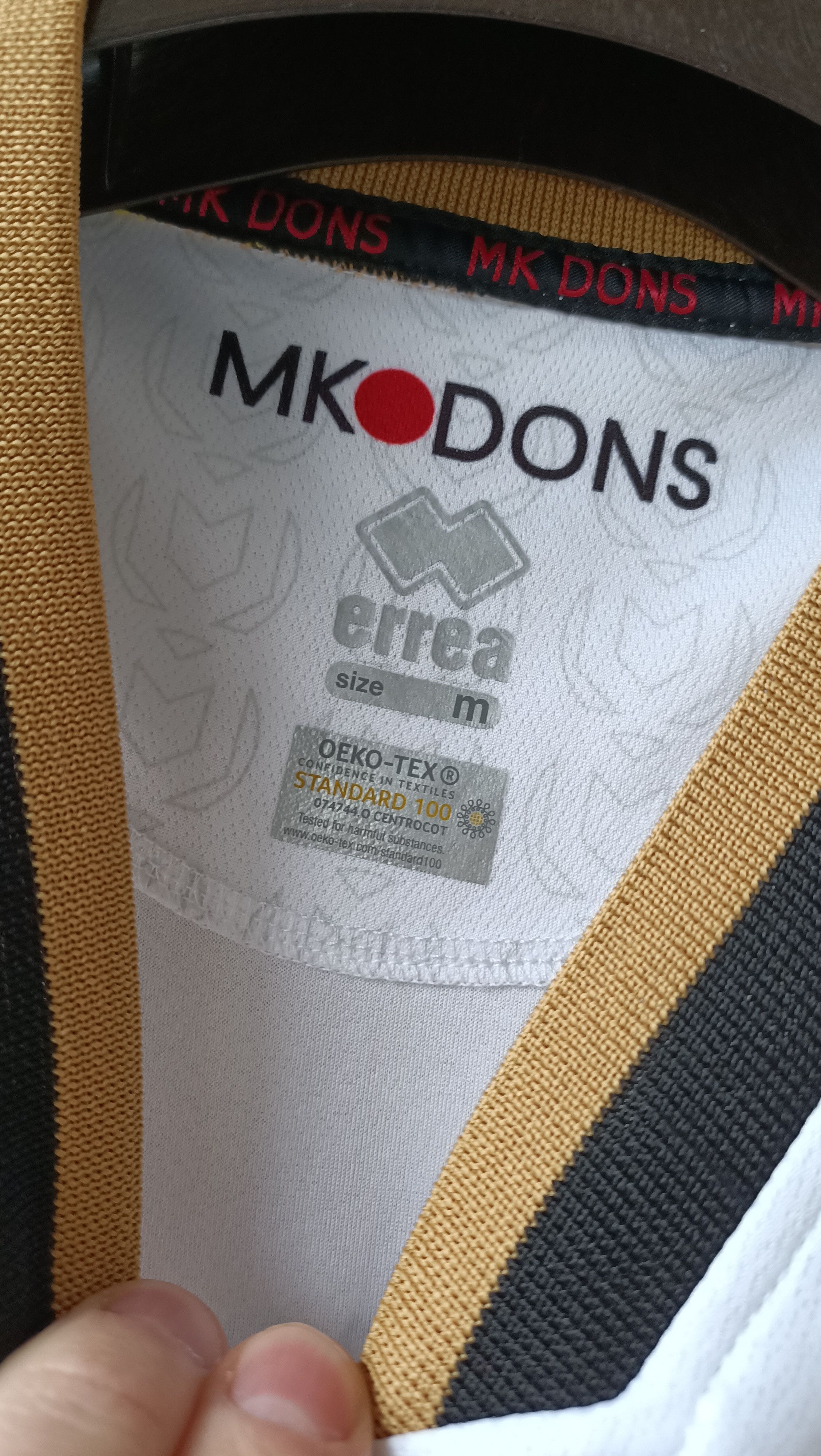 Errea Errea MK Dons 2020/2021 soccer jersey Size US M / EU 48-50 / 2 - 3 Thumbnail