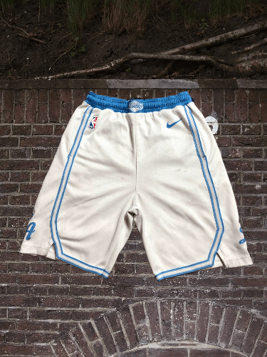 Nike Nike Los Angeles Lakers City Swingman Basketball Shorts Size US 34 / EU 50 - 1 Thumbnail