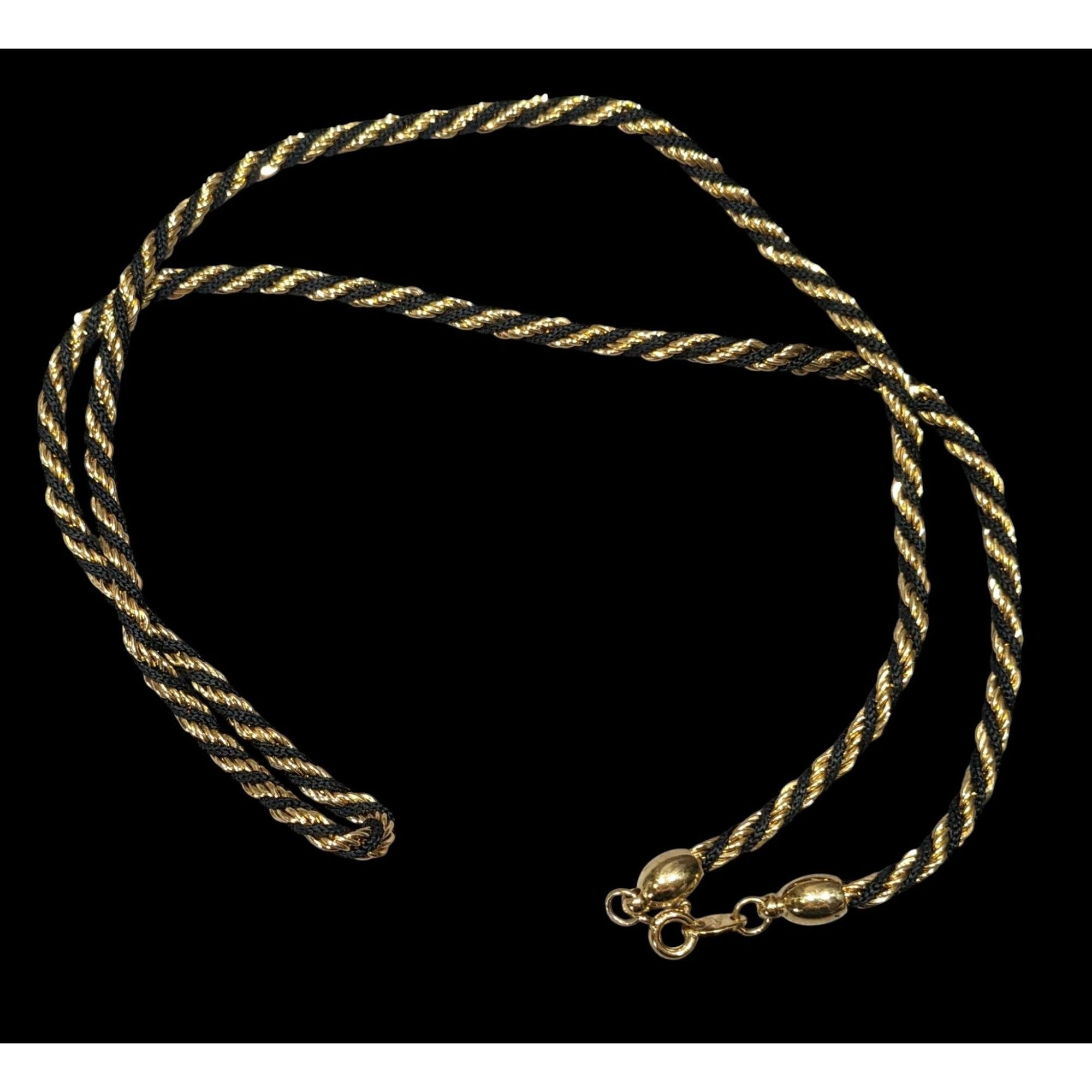 Other Vintage Trifari Black And Gold Tone Twisted Chain Necklace Size ONE SIZE - 1 Thumbnail