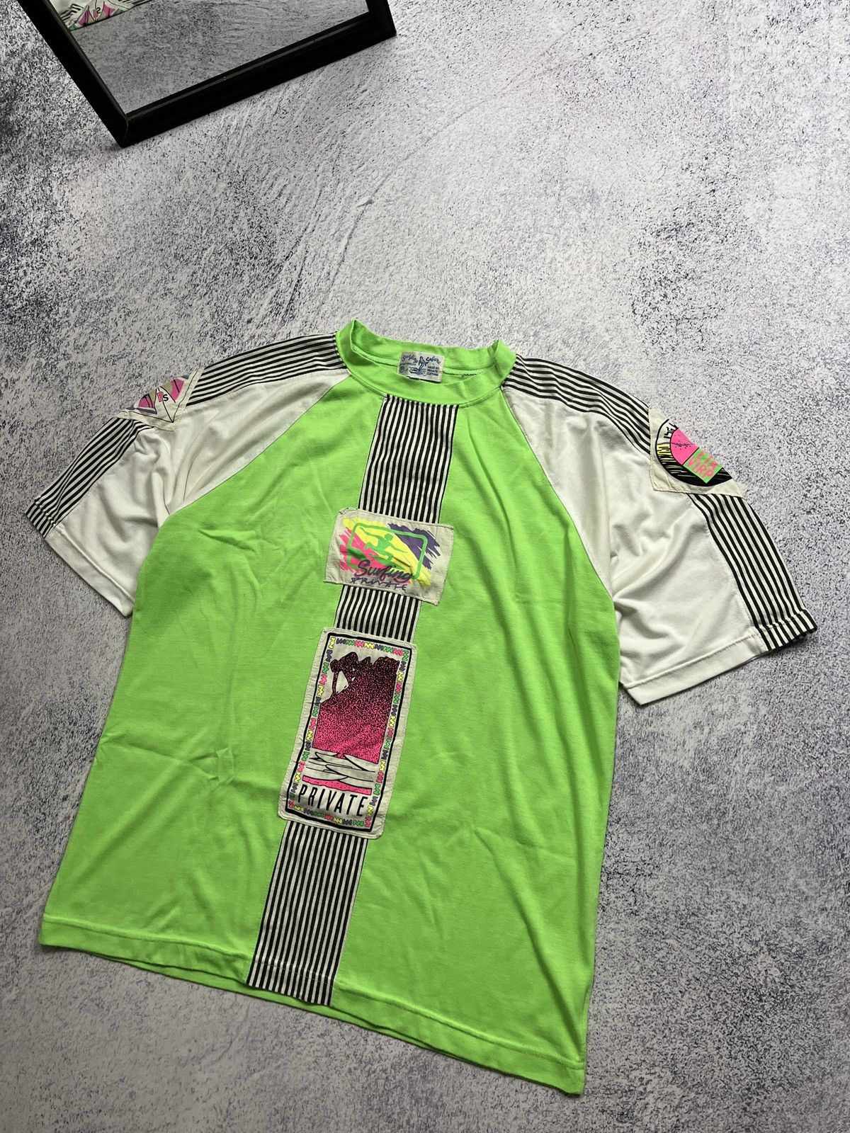 Vintage Vintage Surfing Safari 80s 90s Made In Singapore T-shirt Size US L / EU 52-54 / 3 - 3 Thumbnail