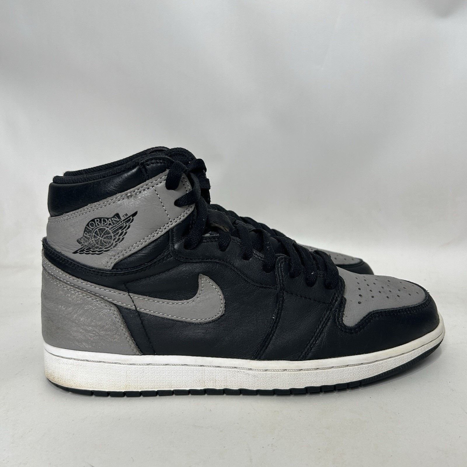 Jordan Brand Nike Air Jordan 1 Retro OG High “Shadow” (2018) Size US 10.5 / EU 43-44 - 4 Thumbnail