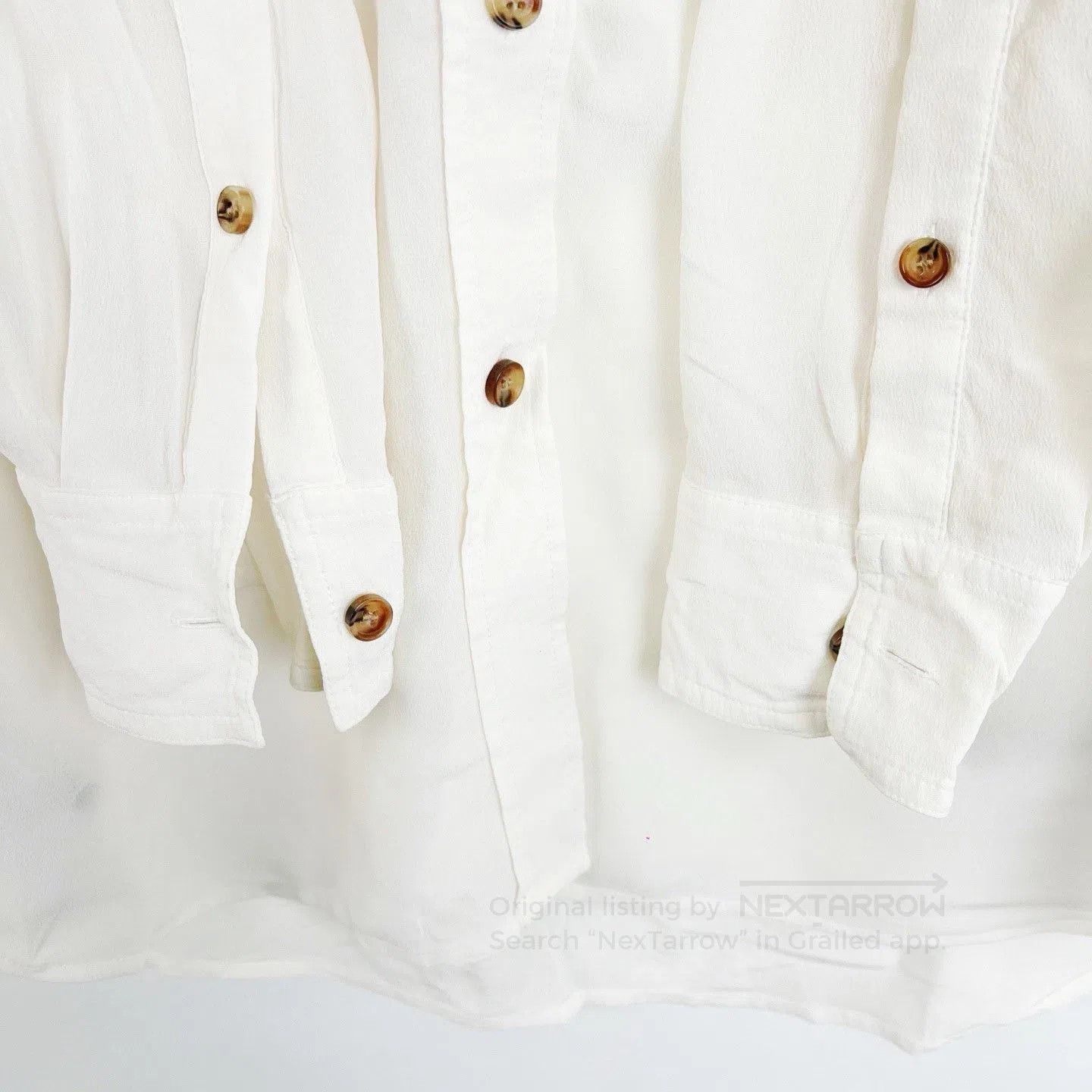 Burberry Burberry White Silk Long-Sleeve Shirt. Size S / US 4 / IT 40 - 5 Thumbnail