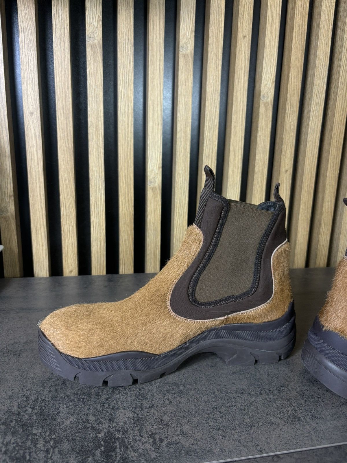 Designer × John Elliott VERY RARE John Elliott Chelsea Boots Pecan Calf Hair Limited Size US 12 / EU 45 - 9 Thumbnail