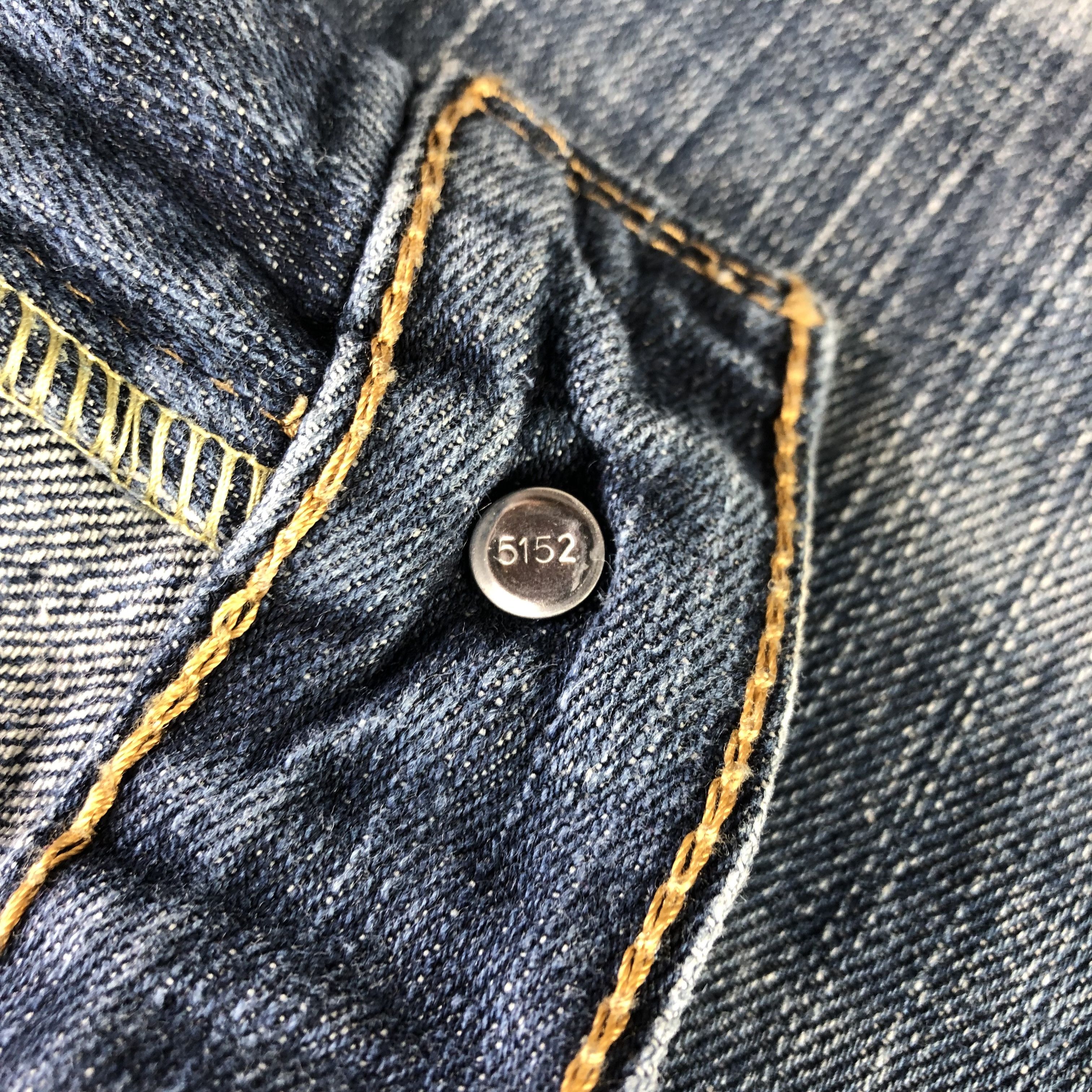 Levi's Vintage Levis 569 Jeans-J4401 Size US 39 - 9 Thumbnail