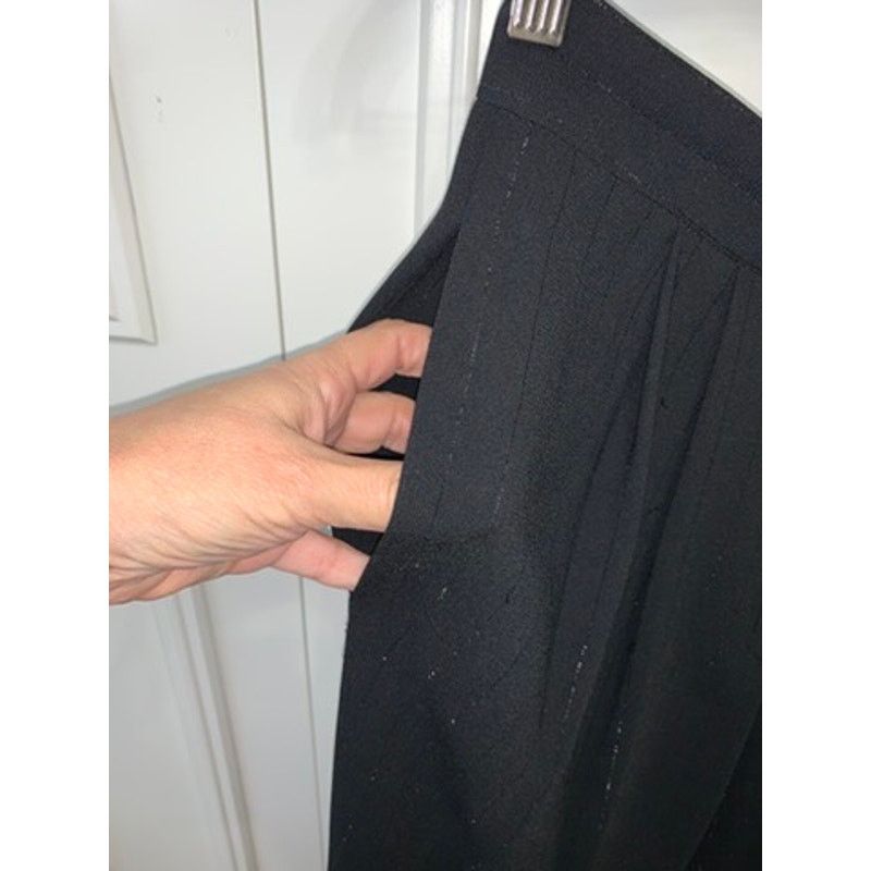 JH Collectibles JH Collectibles Women's Black Pinstripe PantSuit Set Size 10 Size 32" / US 10 / IT 46 - 8 Thumbnail
