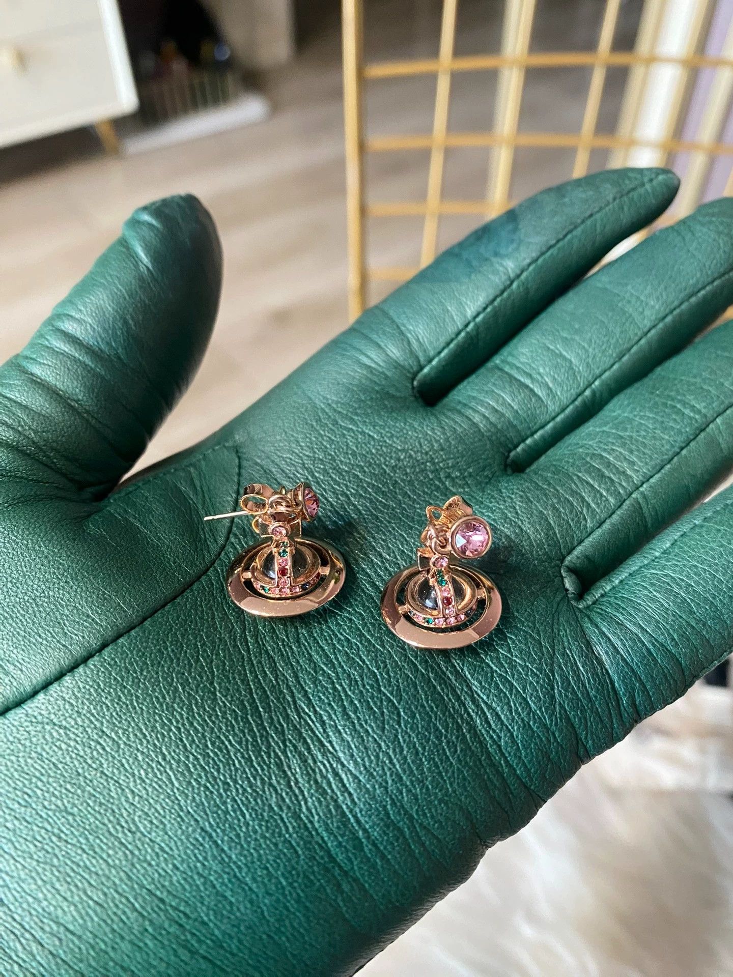 Vivienne Westwood Vivienne Westwood Small Pink Orb Earrings Size ONE SIZE - 1 Thumbnail
