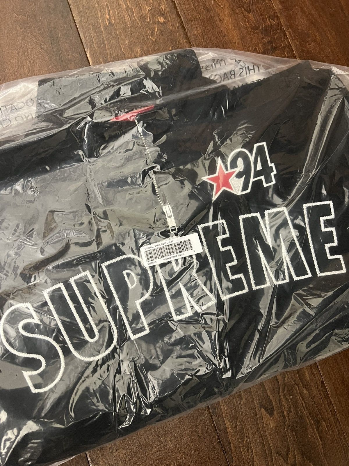 Supreme Supreme SS26 Mascots Zip Up Sweatshirt Black Size Small New Size US S / EU 44-46 / 1 - 2 Thumbnail