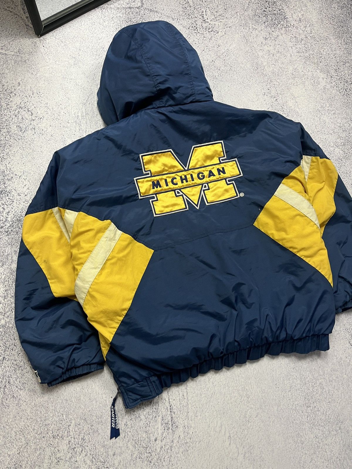 Starter Vintage NCAA Starter Michigan Wolverines Jacket 90’s Rare Size US L / EU 52-54 / 3 - 17 Thumbnail