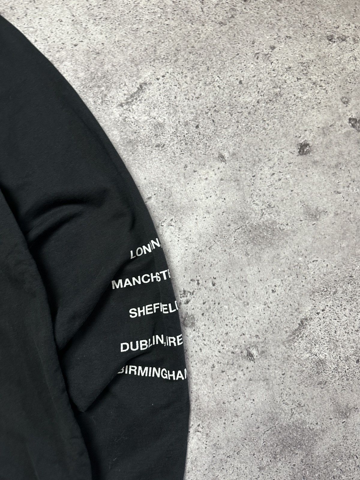 Young Thug Young Thug Thuggery Black Longsleeve Streetwear🕷️ Size US M / EU 48-50 / 2 - 7 Thumbnail