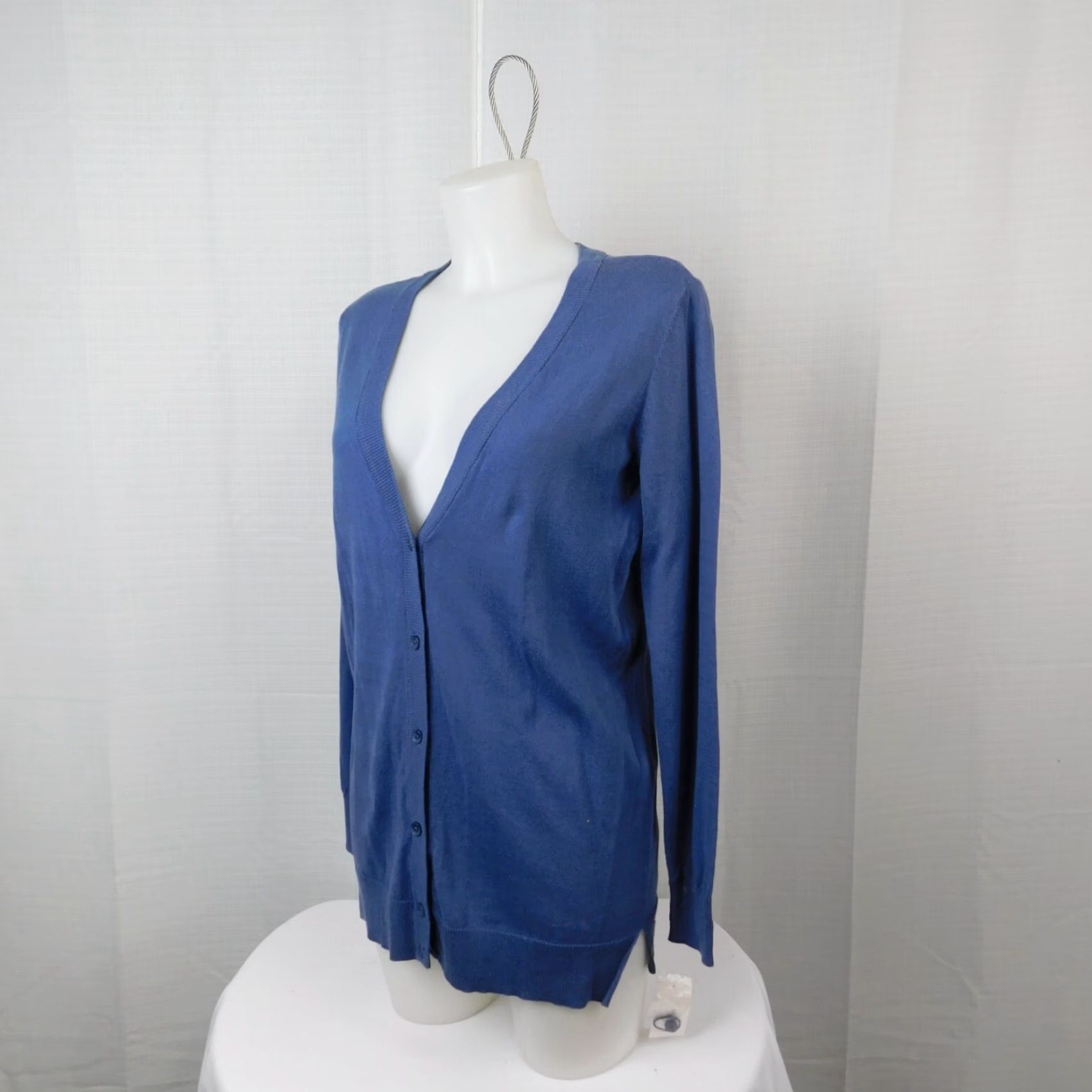 Alfani Alfani Cardigan Shirt Women V-Neck Button Knit Cotton Blue Large L Contemporary Casual Long Sleeve Size L / US 10 / IT 46 - 2 Thumbnail