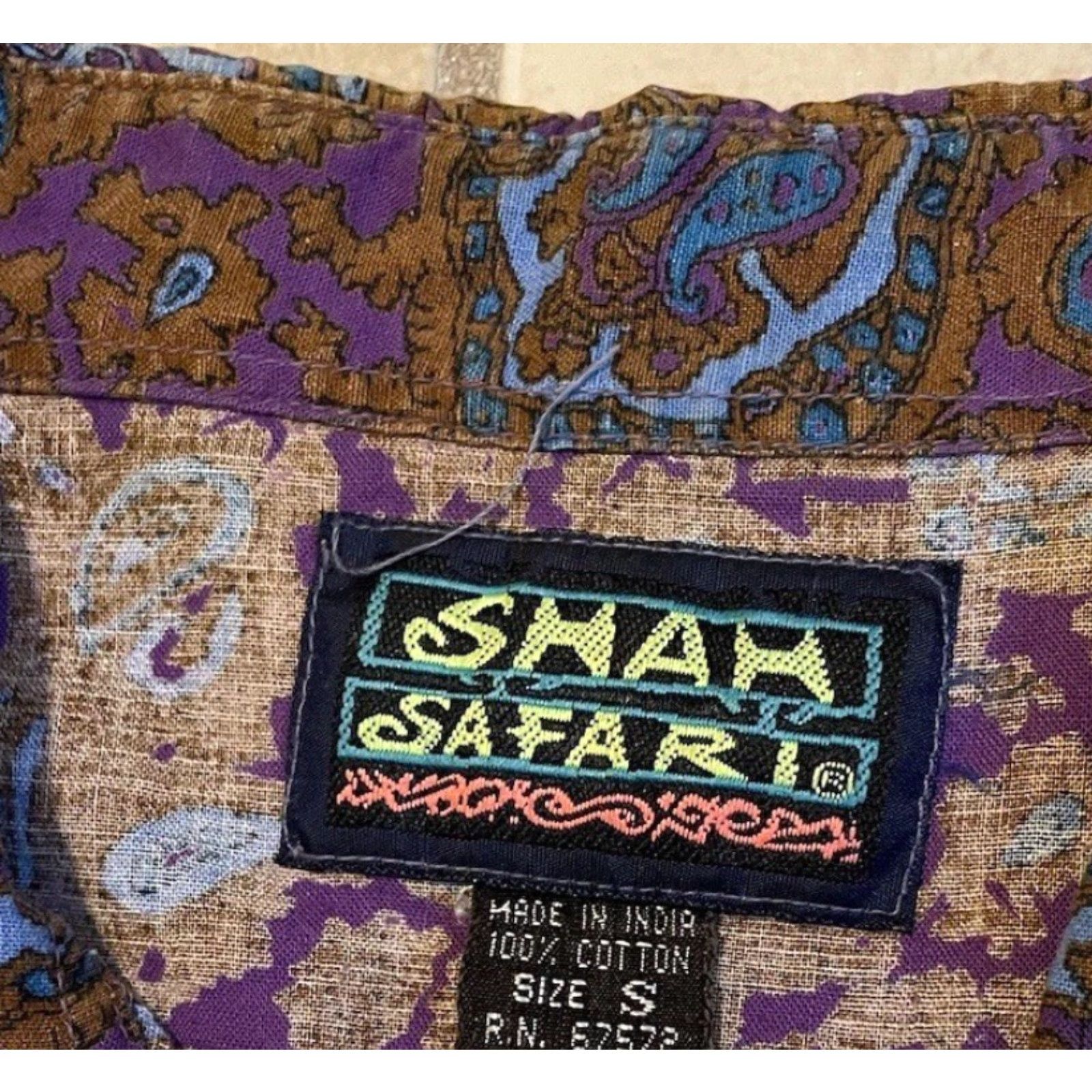 Vintage VINTAGE 90s Paisley Abstract Art Button Up Shirt S Grunge Vaporwave Surf Skate AOP Mens Purple Short Sleeve Size US S / EU 44-46 / 1 - 3 Thumbnail
