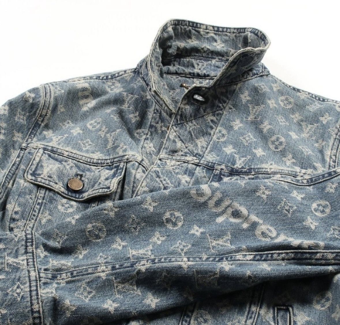 Louis Vuitton × Supreme 🌟RARE🌟 LOUIS VUITTON X SUPREME MONOGRAM JACQUARD BRAND OFF Size US XXL / EU 58 / 5 - 9 Thumbnail