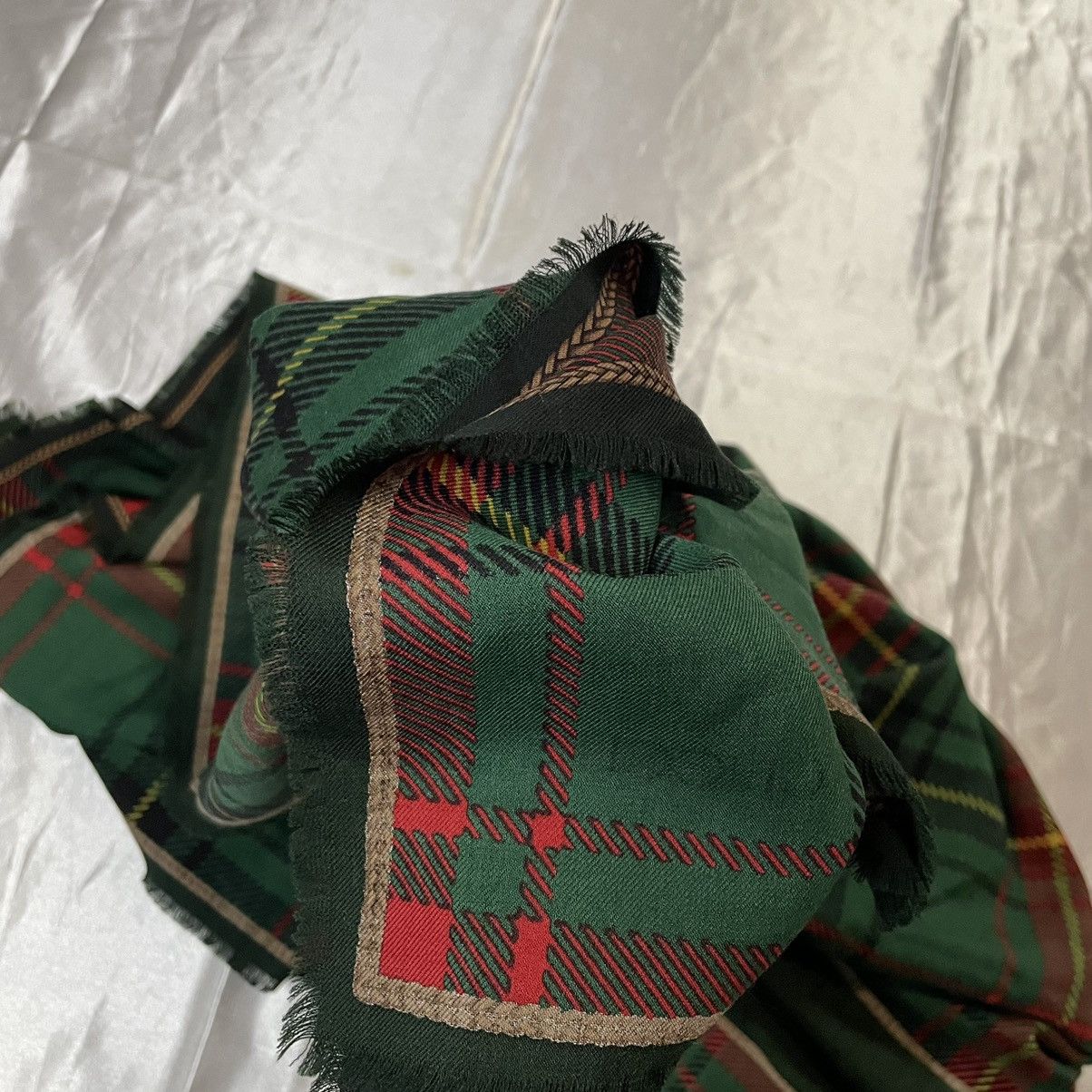 Gucci × Vintage Vintage Gucci wool Scarf Size ONE SIZE - 6 Thumbnail