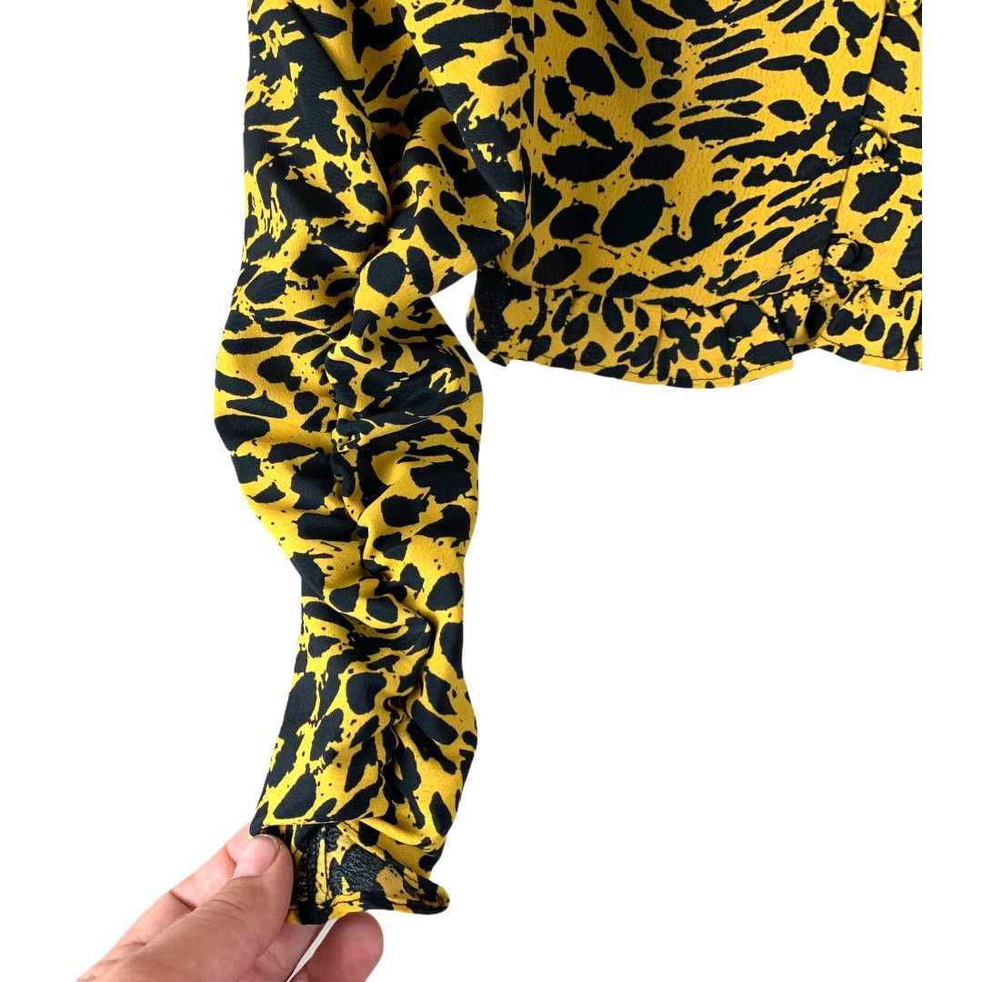 Topshop Topshop Ruched Sleeve Animal Print Peplum Ruffle Top 4 S Size S / US 4 / IT 40 - 7 Thumbnail