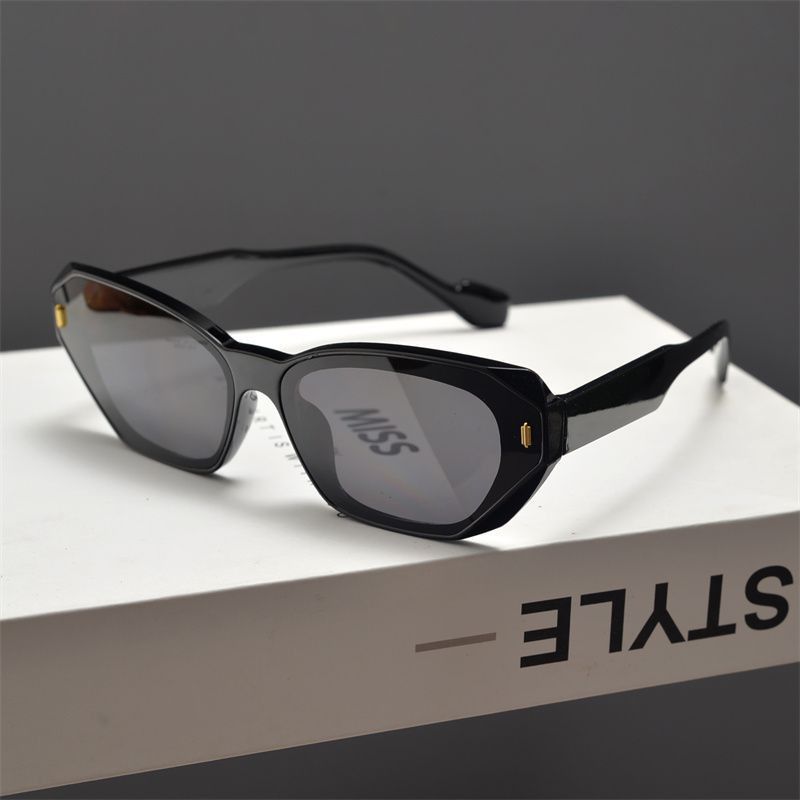 VIBE Rare Street ins style custom avant-garde sunglasses Size ONE SIZE - 1 Thumbnail