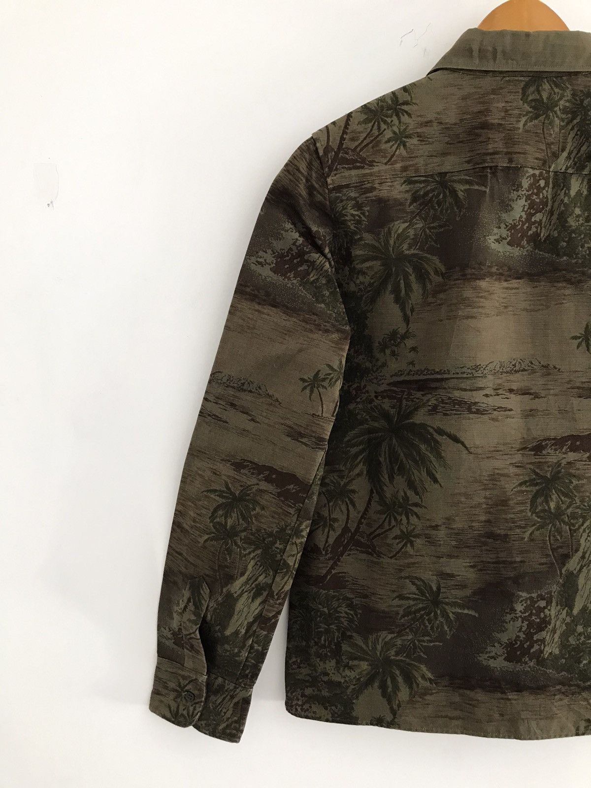 A.P.C. APC Over Printed Mountain Beach Motive Long Sleeve Shirt Size US S / EU 44-46 / 1 - 9 Thumbnail