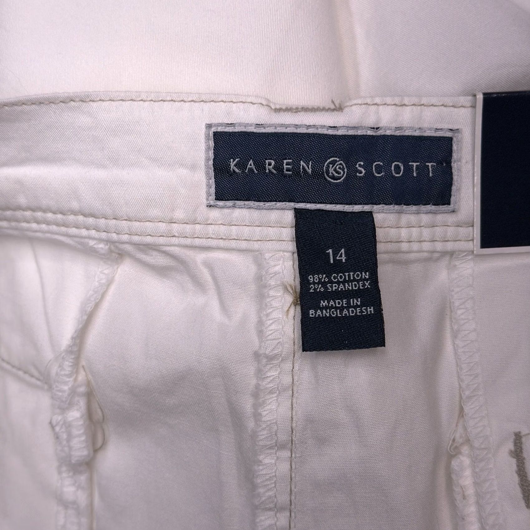 Vintage Karen Scott Capri Pants Womens 14 White High Rise Stretch Twill Straight Leg Jeans? (Note: "Jeans" not in original; keep as Pants) Size 36" / US 14 / IT 50 - 5 Thumbnail