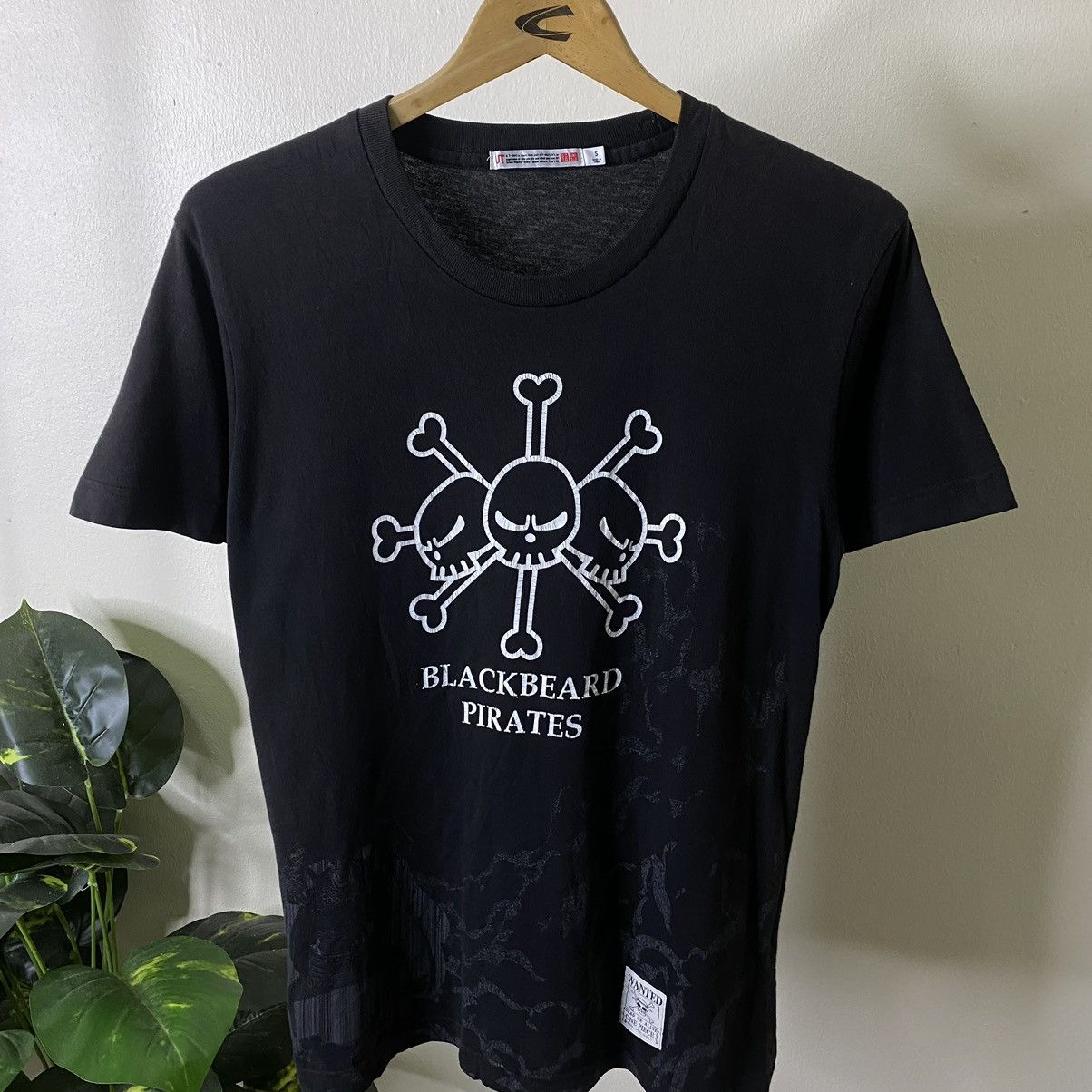 One Piece Anime One Piece Blackbeard Pirates Japanese Manga Series Tee Size US S / EU 44-46 / 1 - 2 Thumbnail