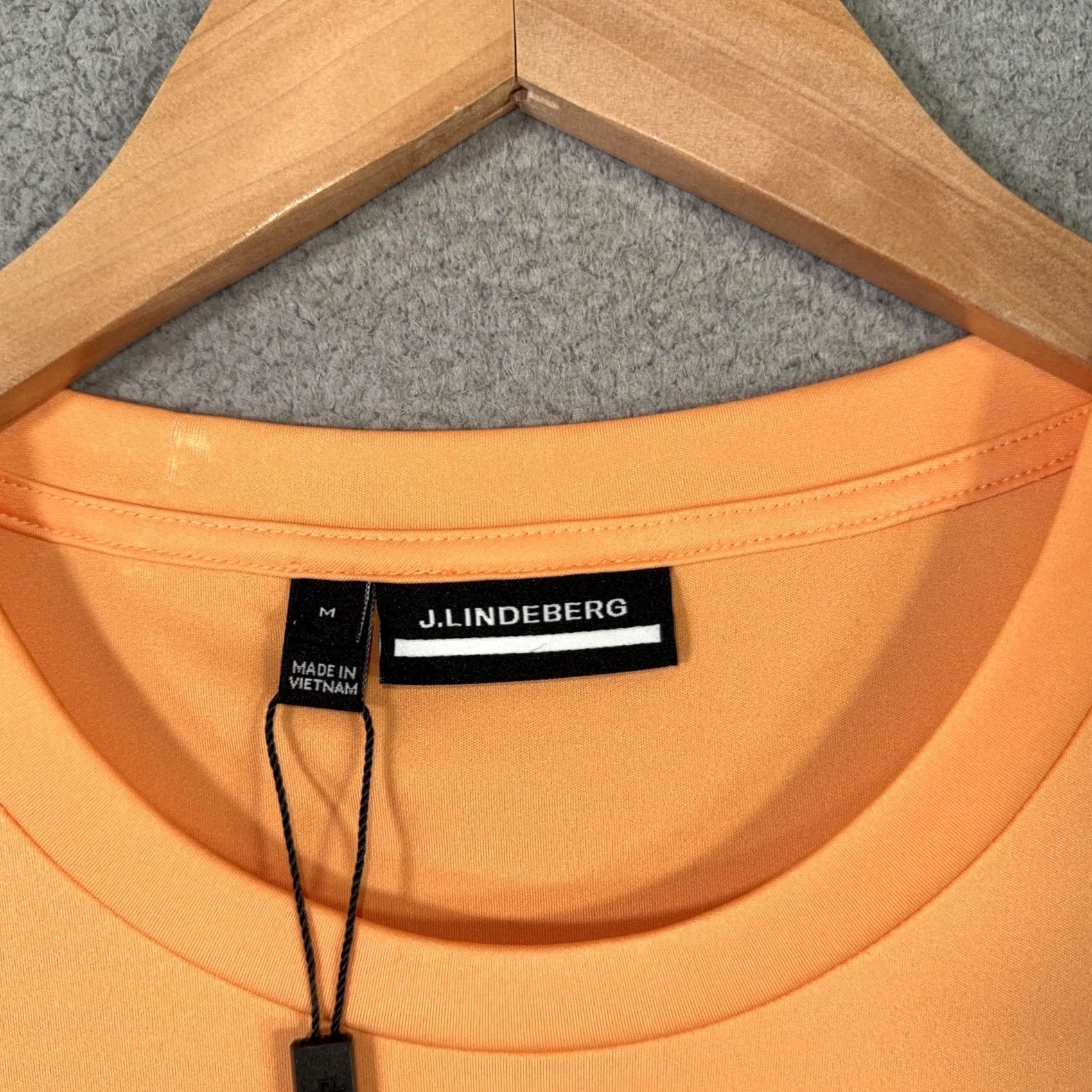 J.Lindeberg J.Lindeberg Shirt Mens M Mock Orange Ade T Shirt Performance Golf Athletic Shirt Short Sleeve Crew Neck Polyester Jersey Size US M / EU 48-50 / 2 - 4 Thumbnail