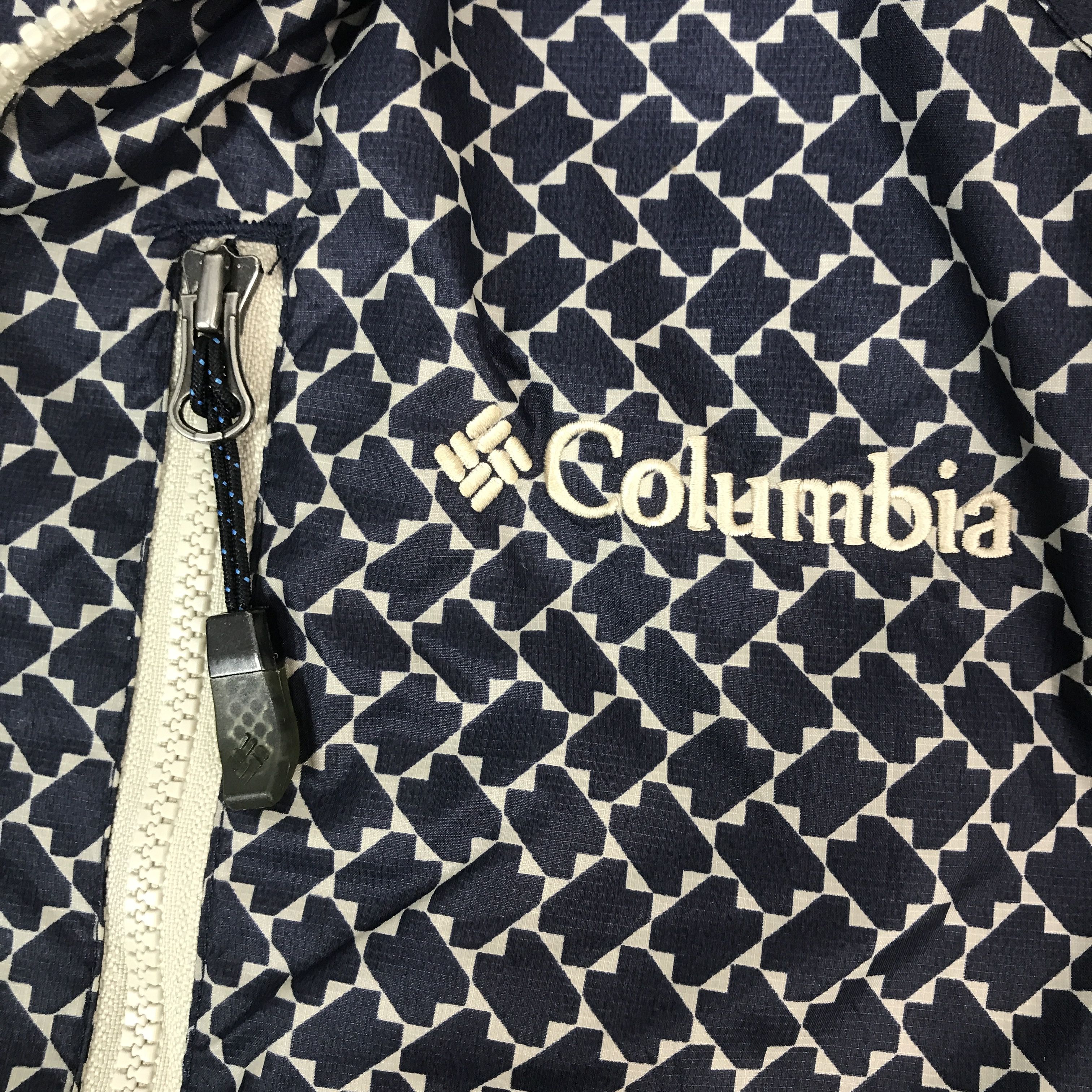 Columbia columbia Windbreaker jacket Hoodie Size US S / EU 44-46 / 1 - 11 Thumbnail