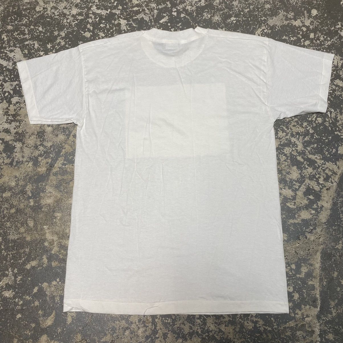 Vintage Vintage Michelangelo The Creation Of Adam Art 90s Tshirt Size US L / EU 52-54 / 3 - 5 Thumbnail