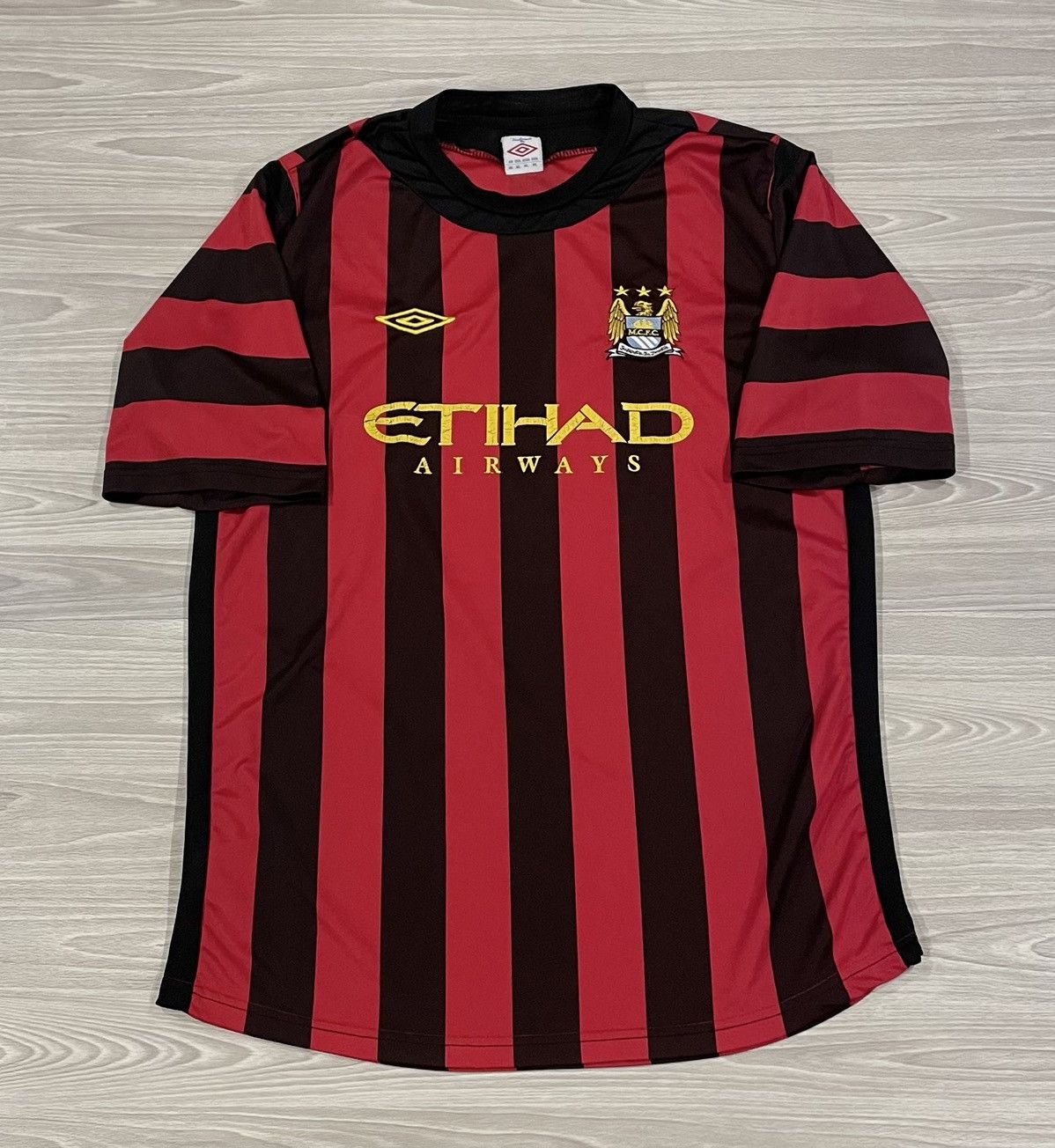 Umbro Umbro 2011/12 Manchester City Soccer Jersey Men’s Size XL Size US XL / EU 56 / 4 - 1 Thumbnail