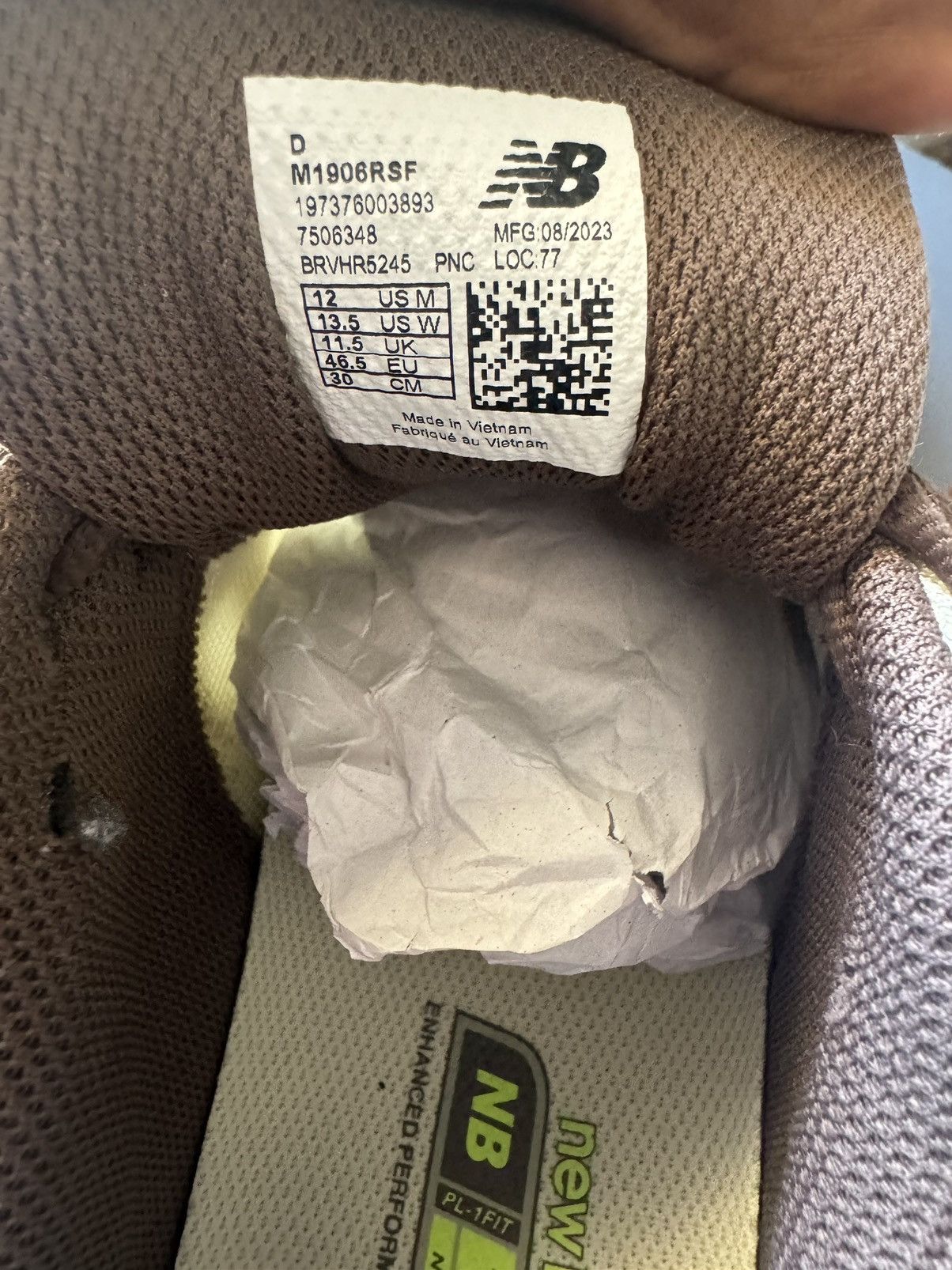 New Balance × SSENSE New Balance Ssense anniversary collab Size US 12 / EU 45 - 6 Thumbnail