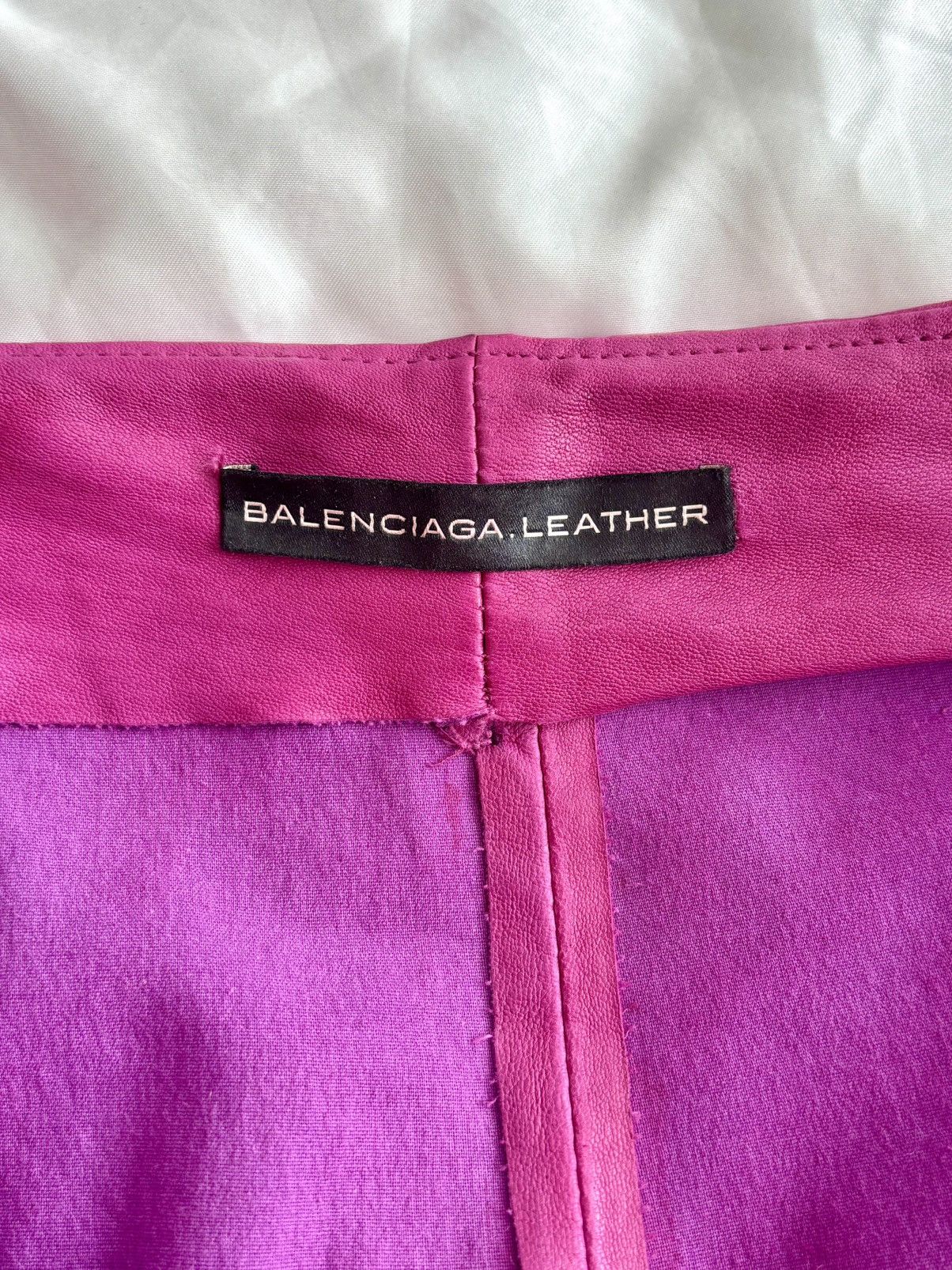 Balenciaga Balenciaga leather pink trousers XS Size 25" / US 0 / IT 36 - 13 Thumbnail