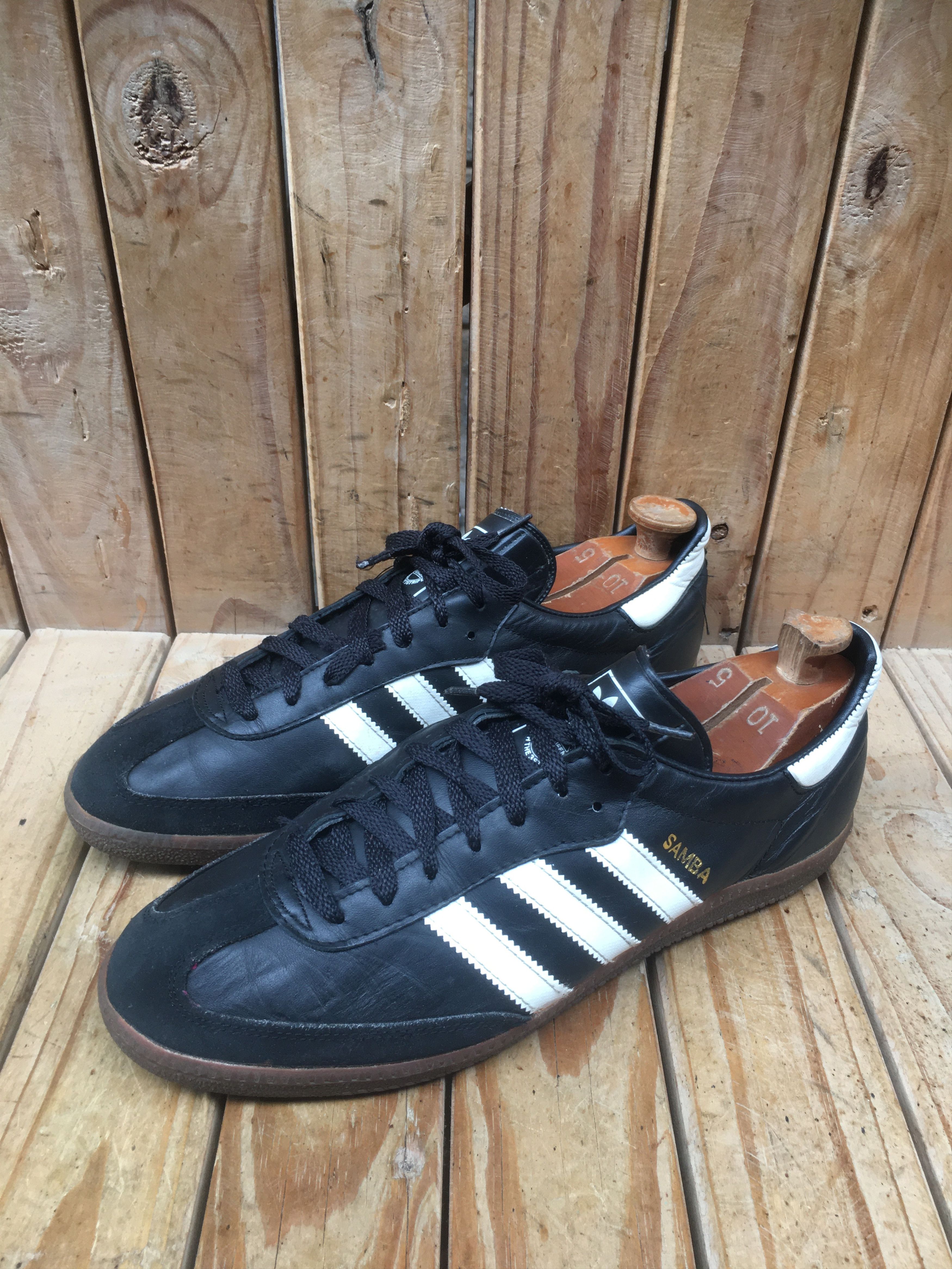 adidas gazelle silver green womens adidas Originals Samba OG Men's Shadow Green/Cream White/Gold Metallic Shoes, Size: 8