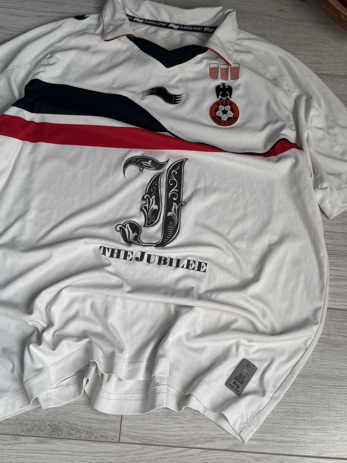 Hypebeast OGC NICE 2011-2012 AWAY FOOTBALL SHIRT Soccer JERSEY Size L Size US M / EU 48-50 / 2 - 2 Thumbnail