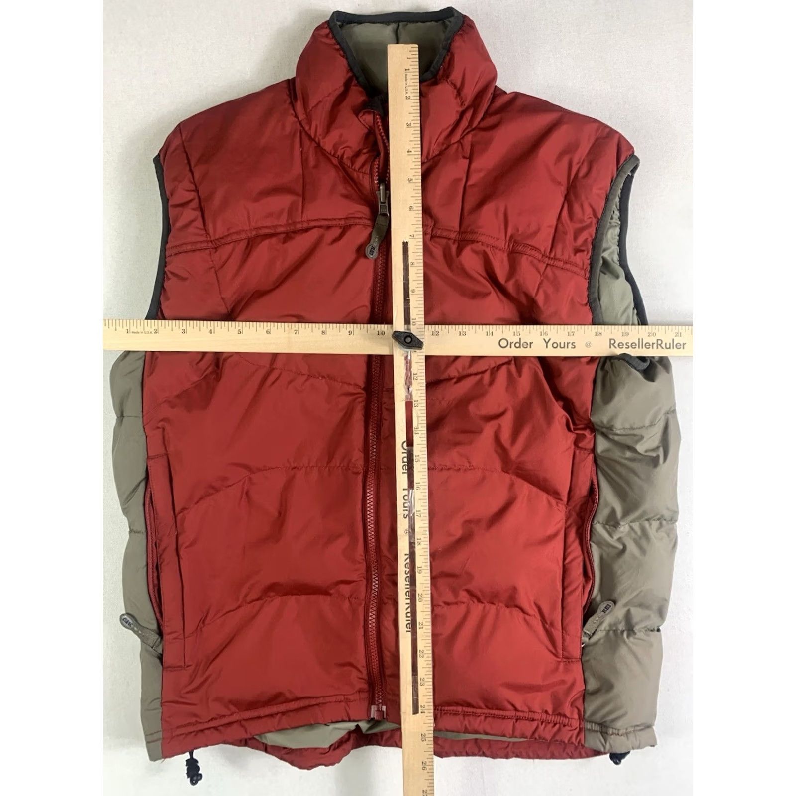 Vintage VINTAGE REI Goose Down Puffer Vest Jacket Mens Small RED Gray Full Zip Vest Size S / US 4 / IT 40 - 3 Thumbnail