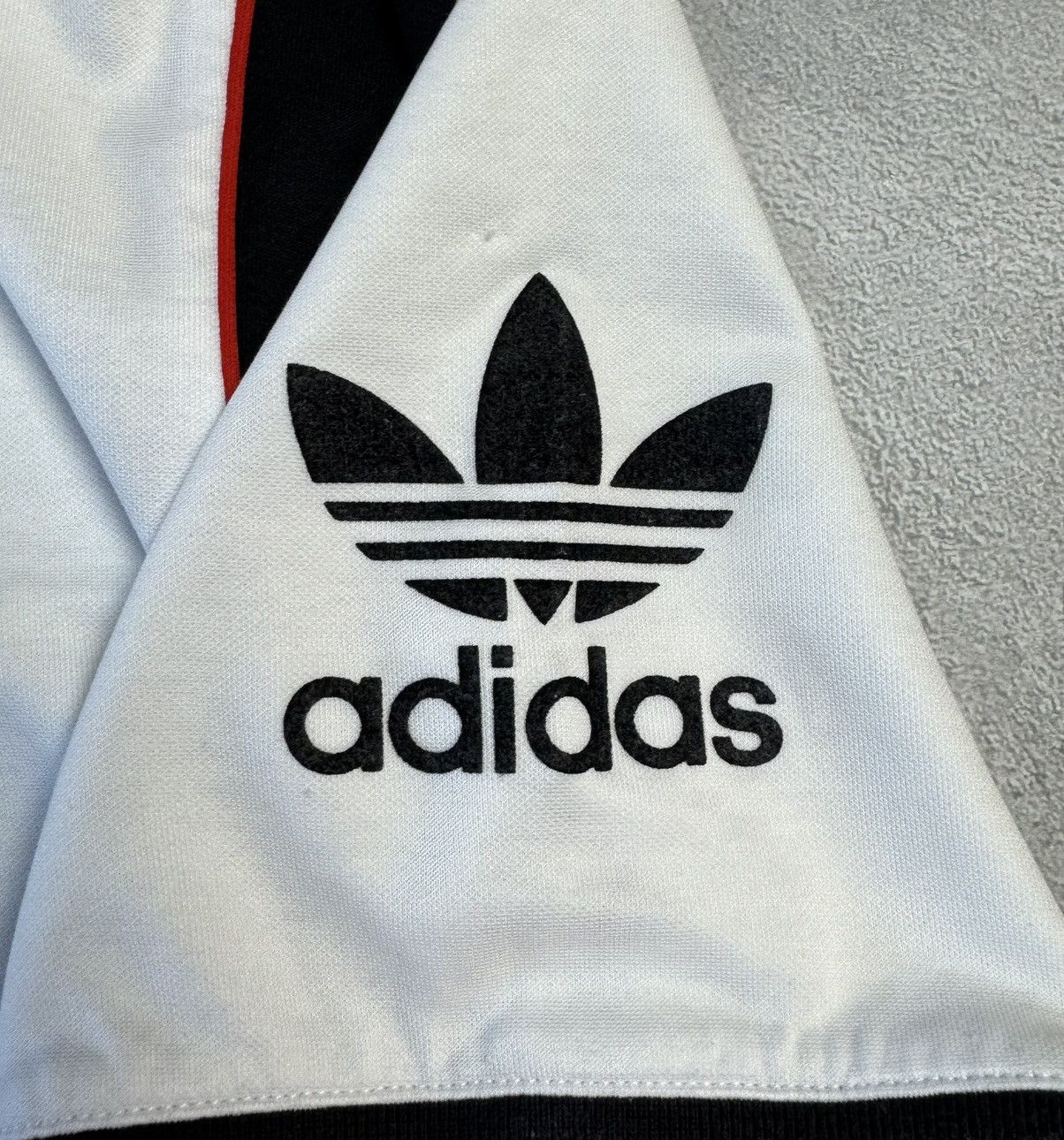 Adidas Manchester United 2016 2017 Retro Shirt Soccer Jersey Adidas Size US L / EU 52-54 / 3 - 7 Thumbnail