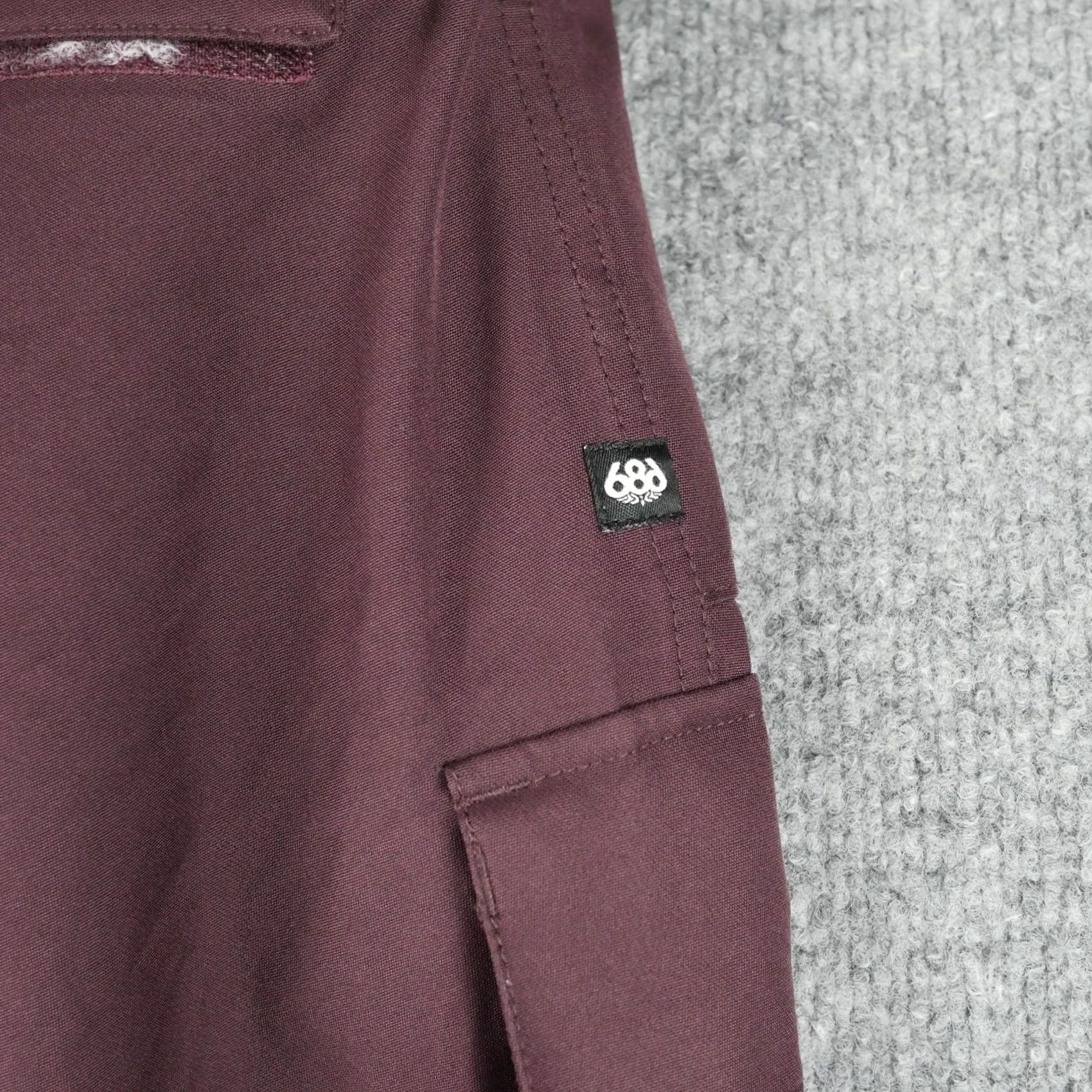 686 686 Snow Pants Mens Medium Burgundy InfiDRY Insulated Cargo Waterproof L6W210 Size US 31 - 7 Thumbnail