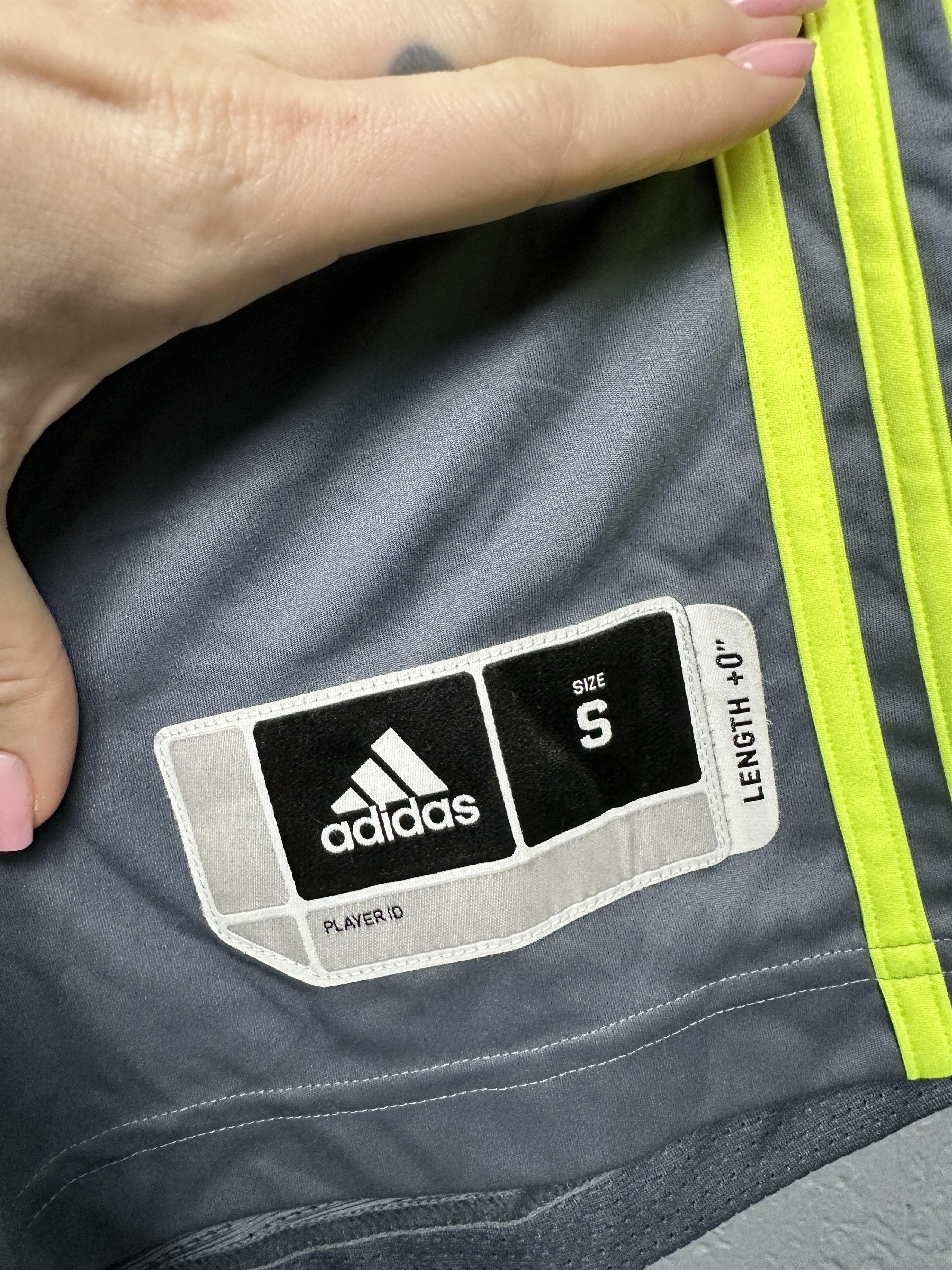 Adidas Adidas Real Madrid Mens Sleeveless Jersey T-Shirt Size US S / EU 44-46 / 1 - 3 Thumbnail