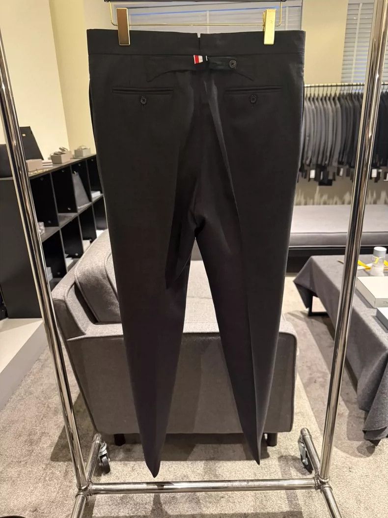 Thom Browne Thom Browne Size 2 Classic solid color trousers 2505-Nexta Size US 30 / EU 46 - 2 Thumbnail