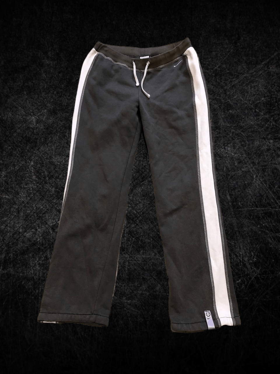 Nike Vintage Nike Sportswear Silver Tag Track Pants Sweatpants Size 24" / US 00 / IT 34 - 1 Thumbnail