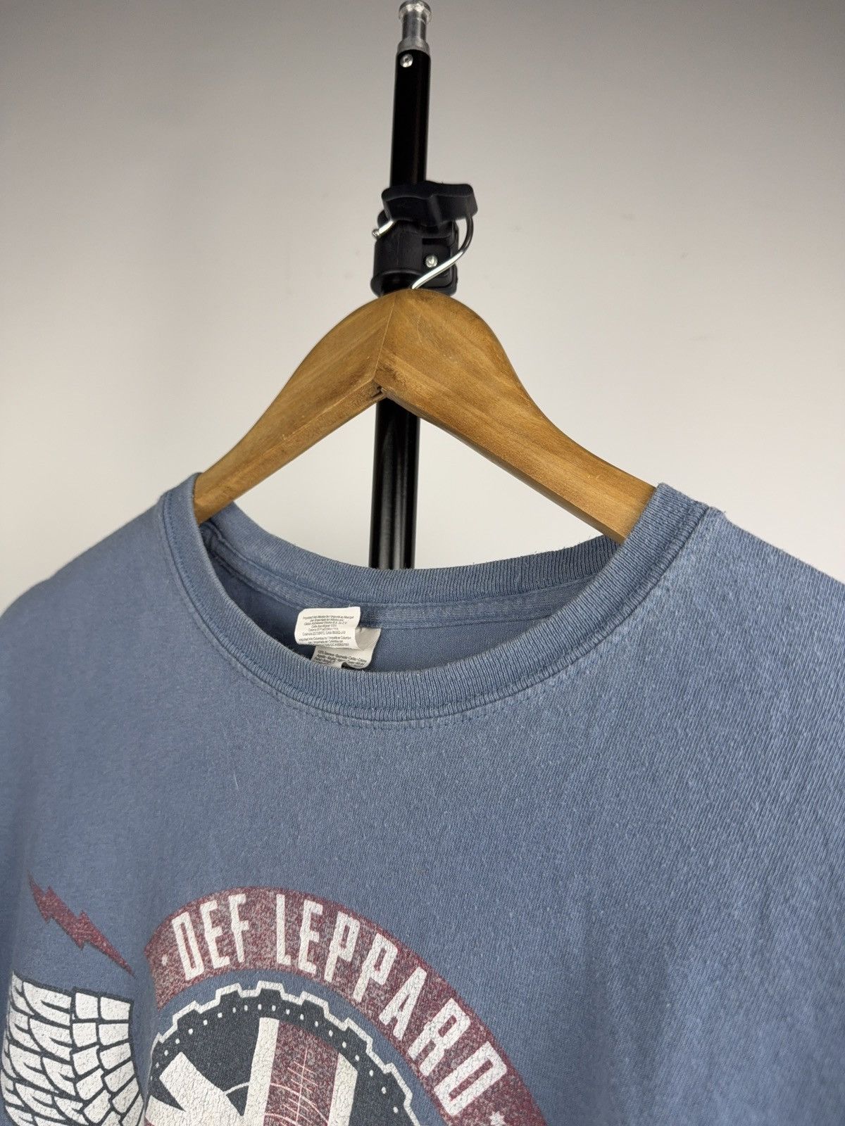 Def Leppard ⚡️Def Leppard 2018 Tour Rock Brigade Band T Shirt XL Size US XL / EU 56 / 4 - 9 Thumbnail
