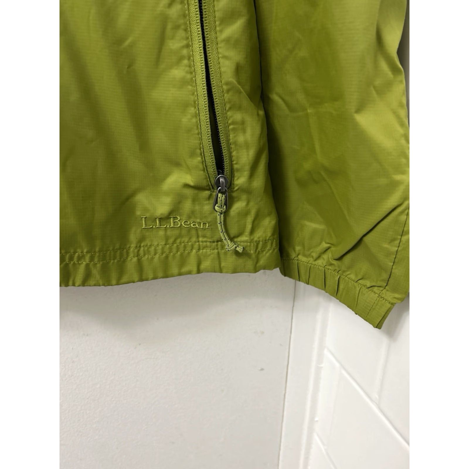 Vintage VINTAGE LL Bean Jacket Womens XS Green Full Zip Lightweight Hooded Windbreaker 268215 Size XS / US 0-2 / IT 36-38 - 4 Thumbnail